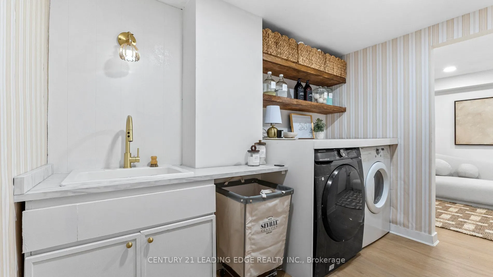909 King Street W, #6