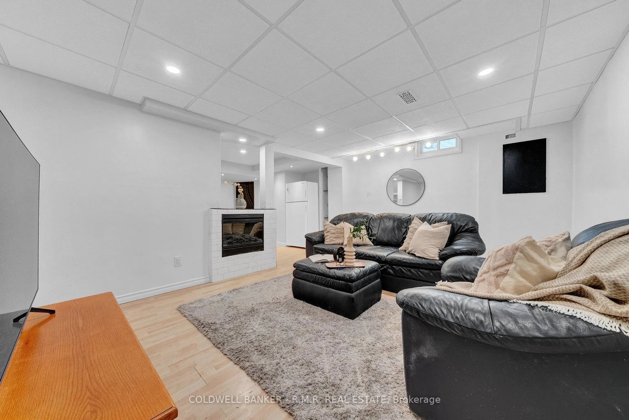 486 Neptune Court