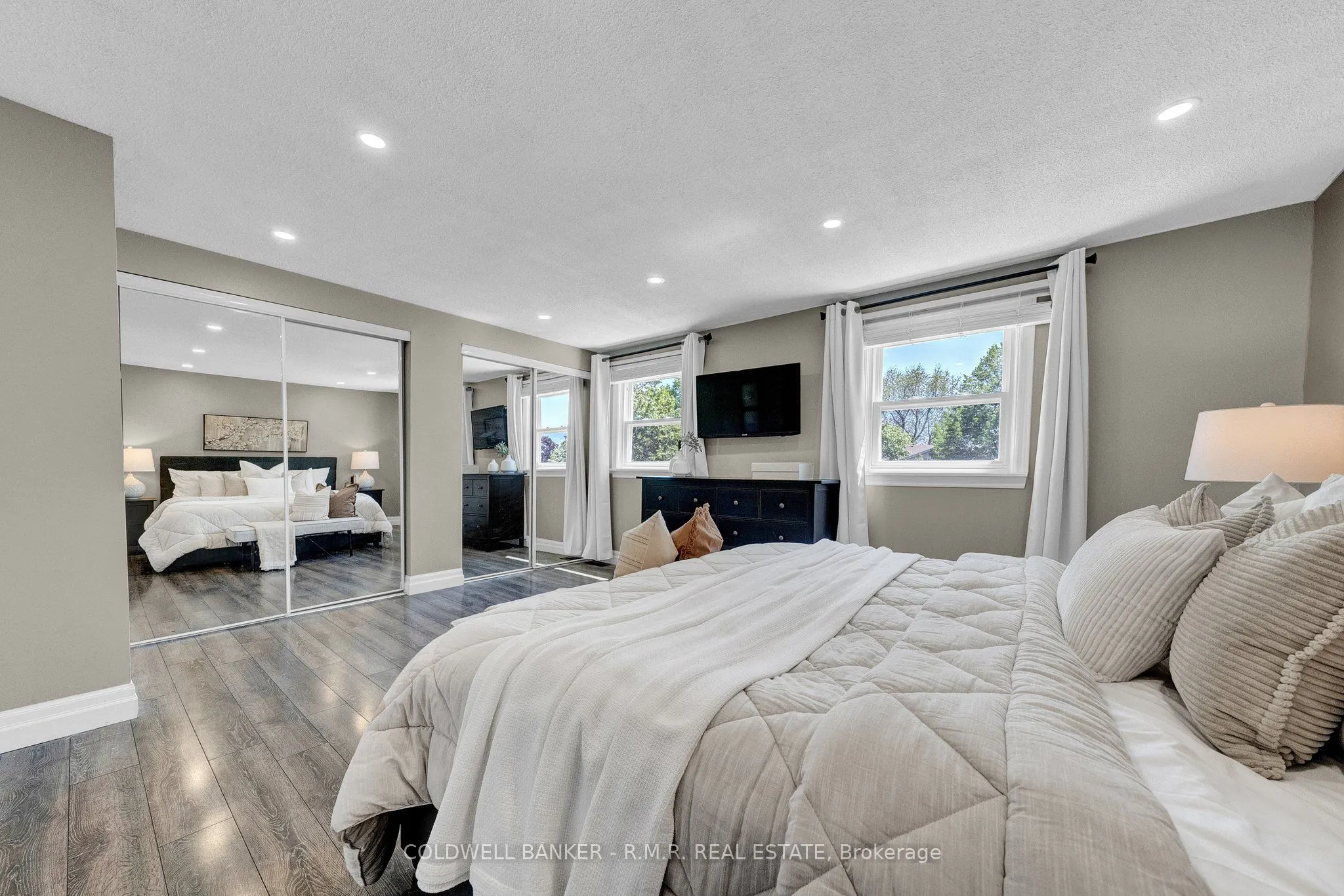 486 Neptune Court