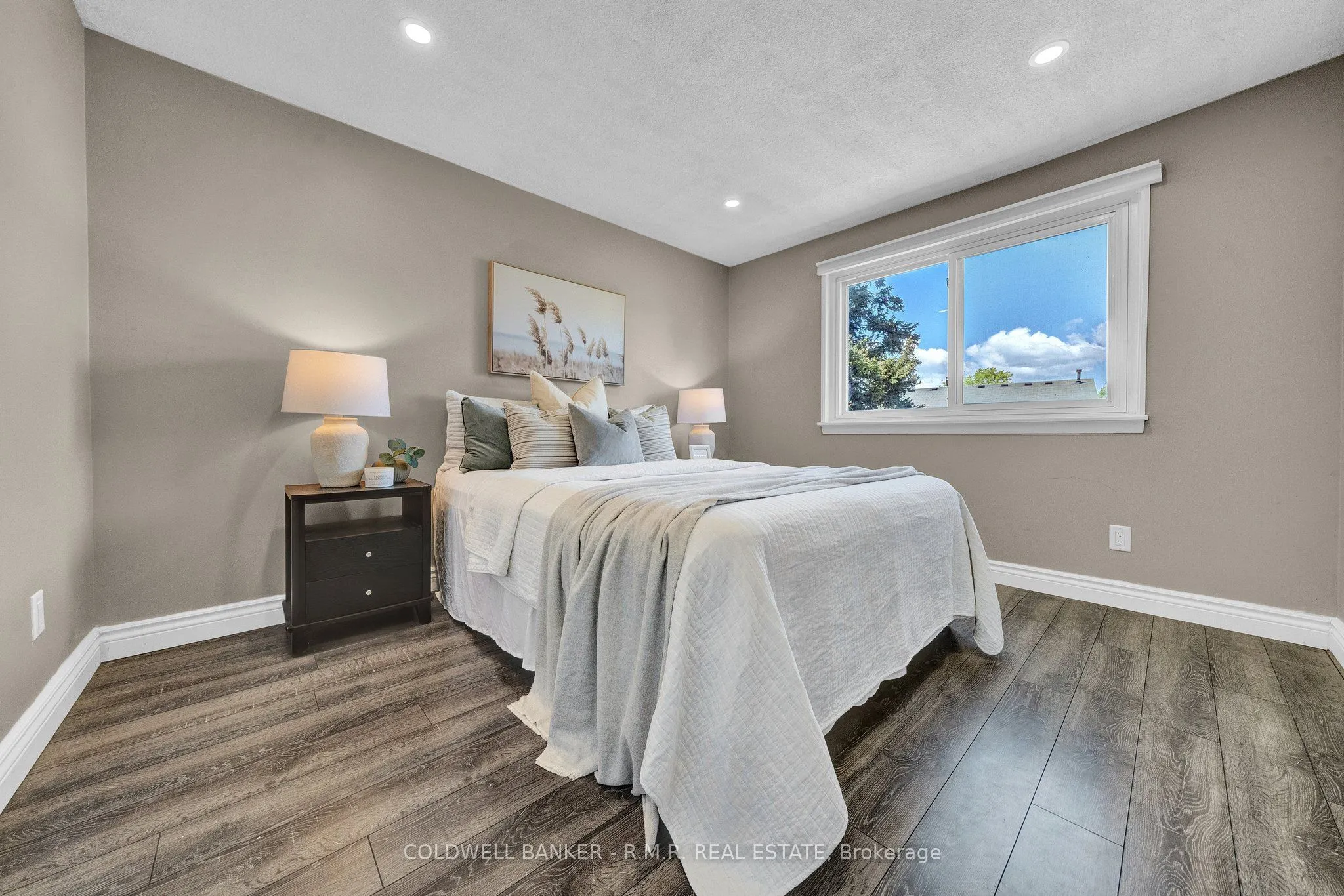 486 Neptune Court