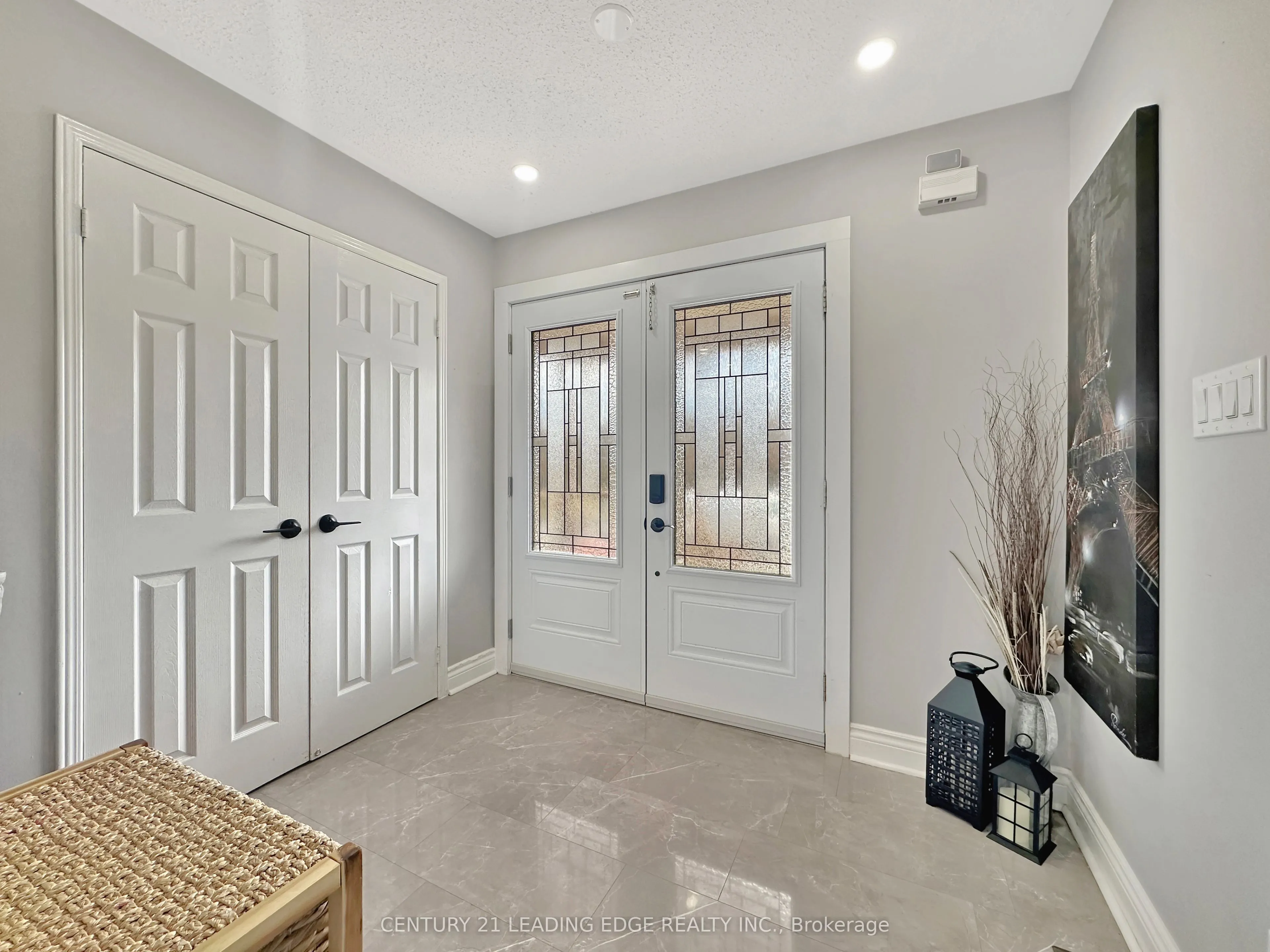 91 Perryview Drive