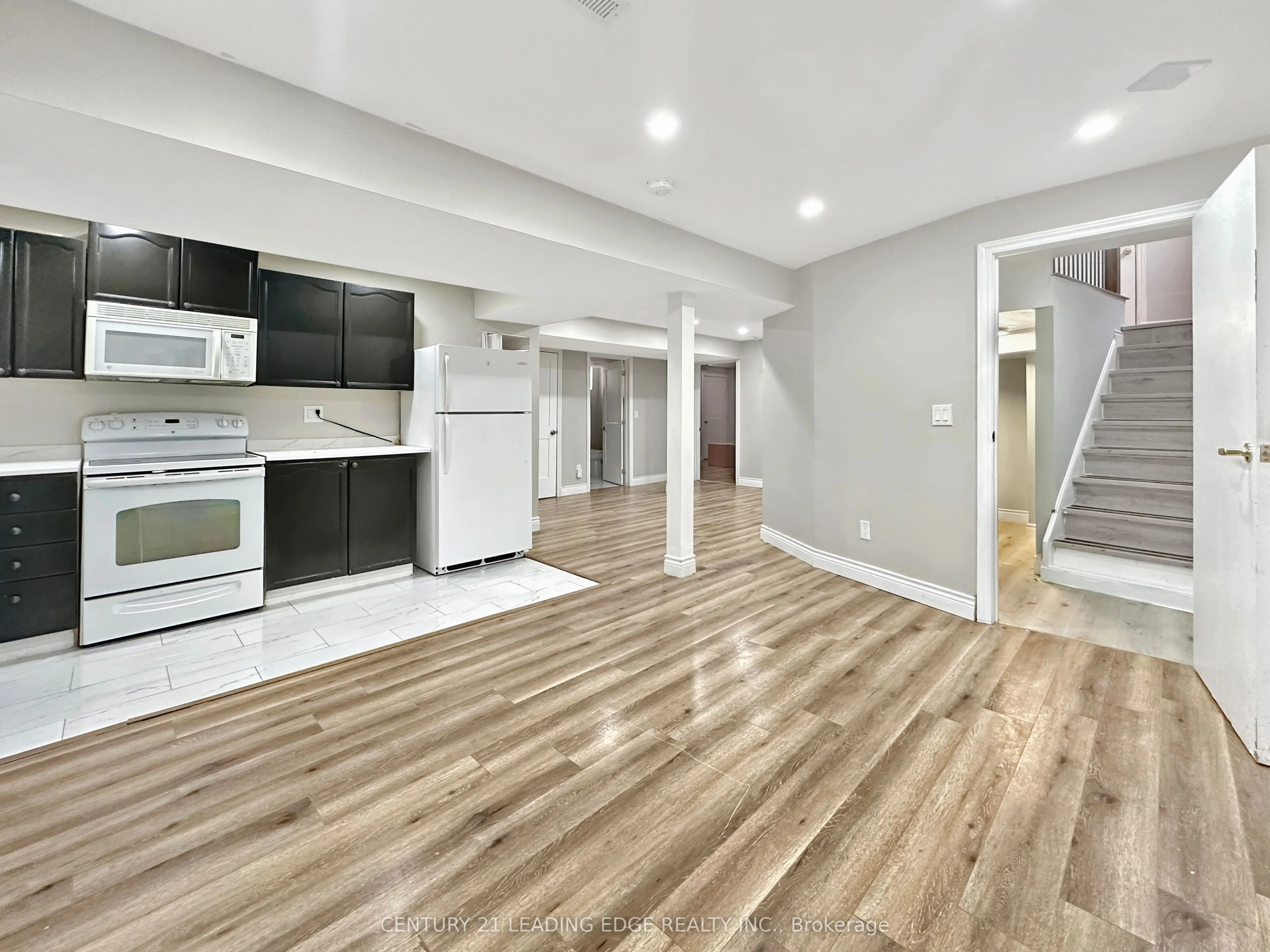 91 Perryview Drive