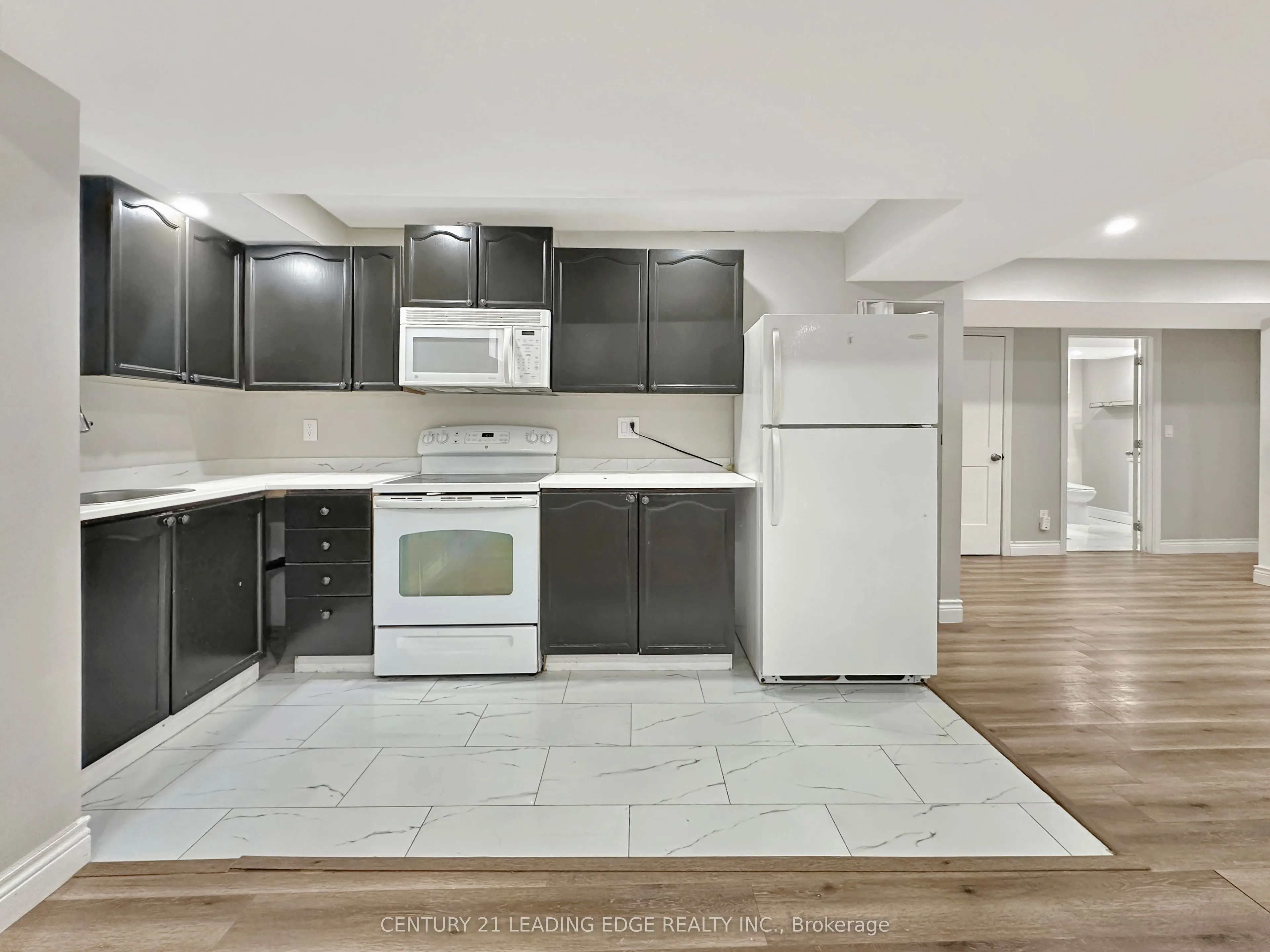 91 Perryview Drive