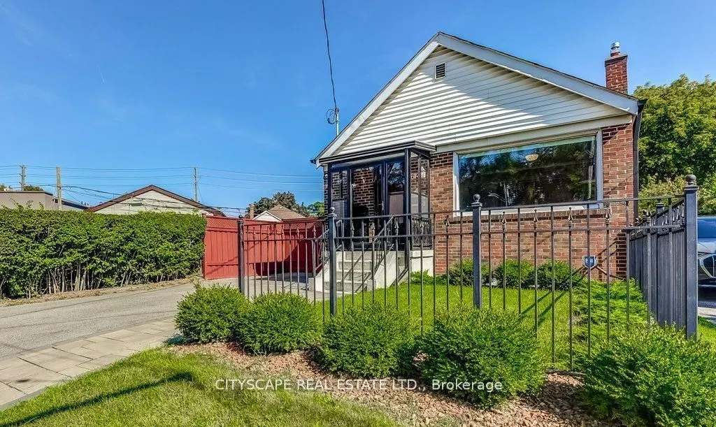 61 Danforth Road, #Main