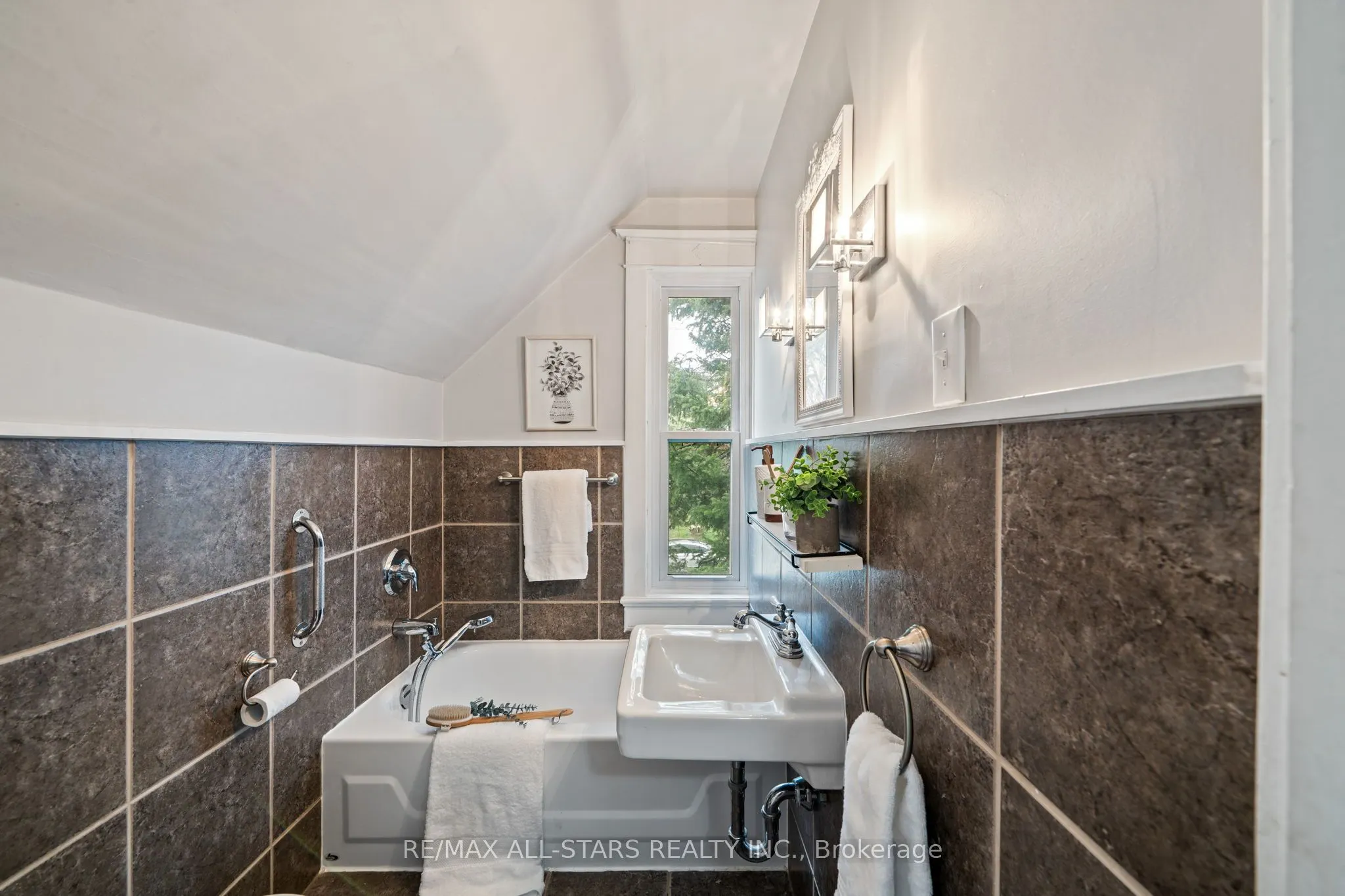 2 Henrietta Street