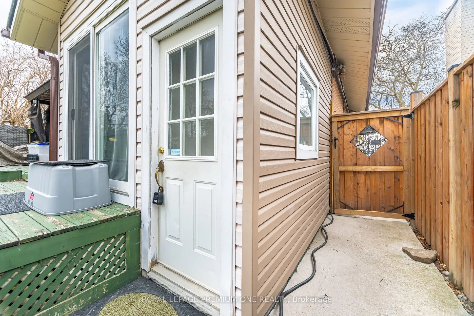 7 Bonnechere Crescent, #Bsmt