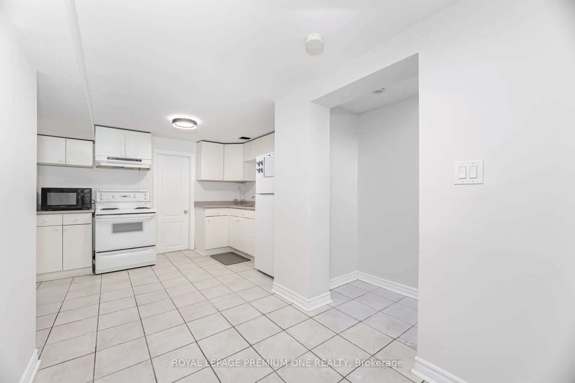 7 Bonnechere Crescent, #Bsmt