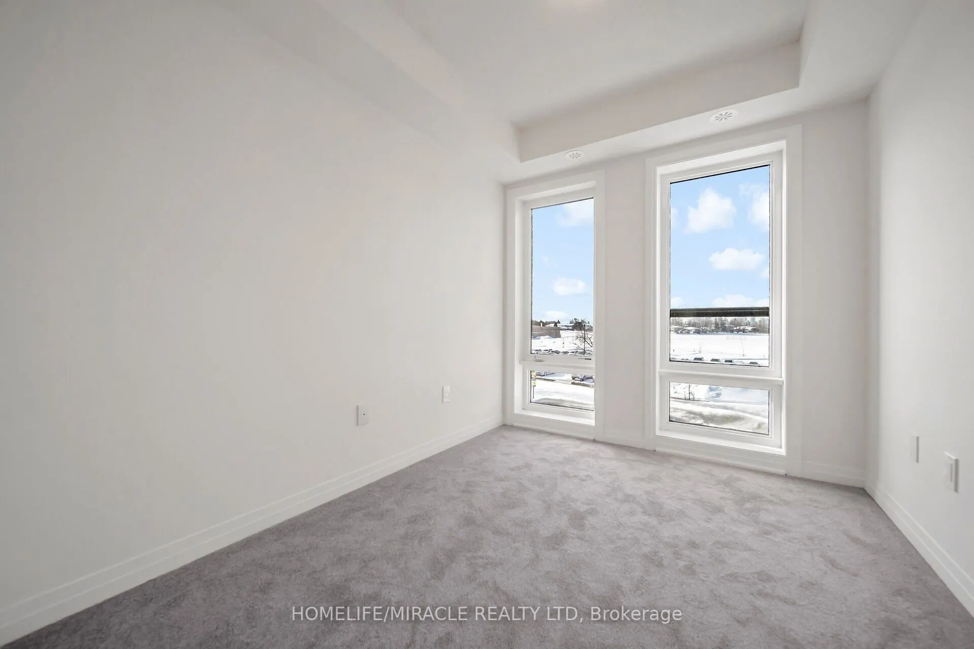 165 Tapscott Road N, #27