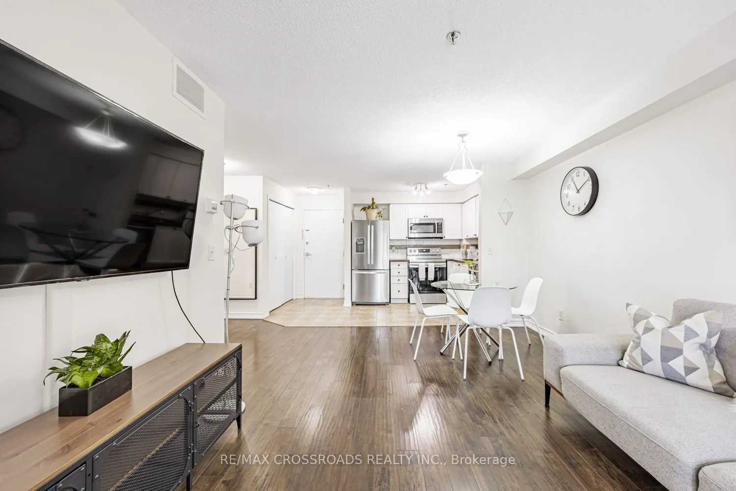 684 Warden Avenue, #312