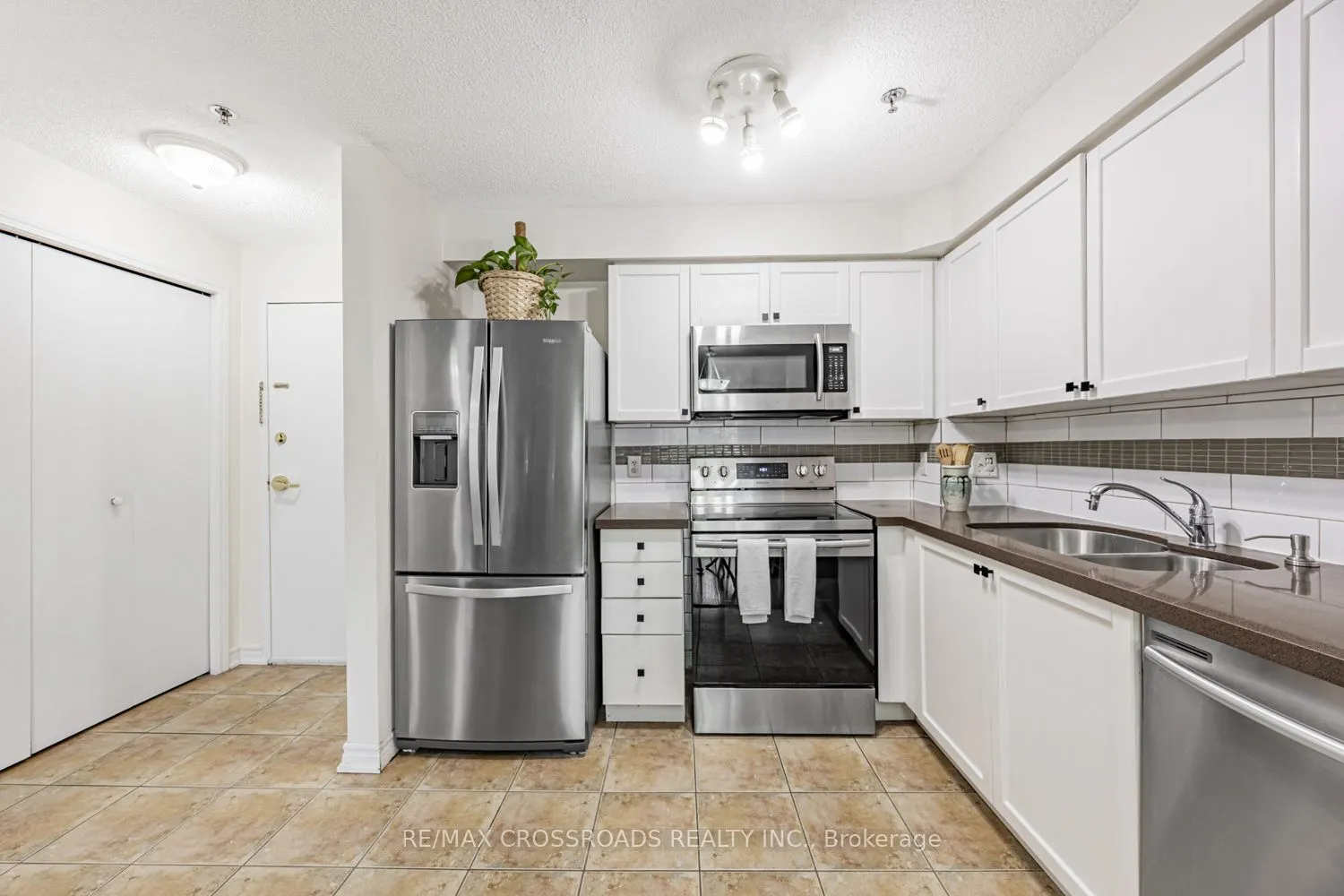 684 Warden Avenue, #312