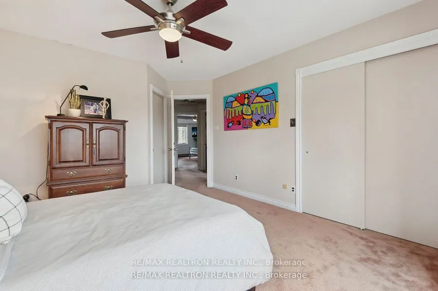 6 Redland Crescent E