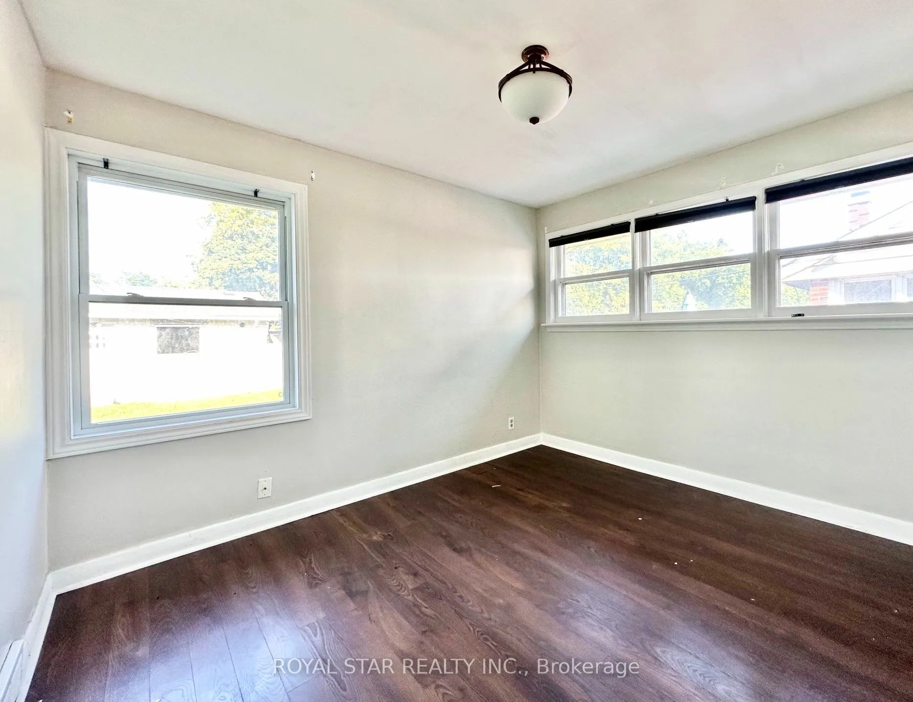 243 Wilson Road S, #Main