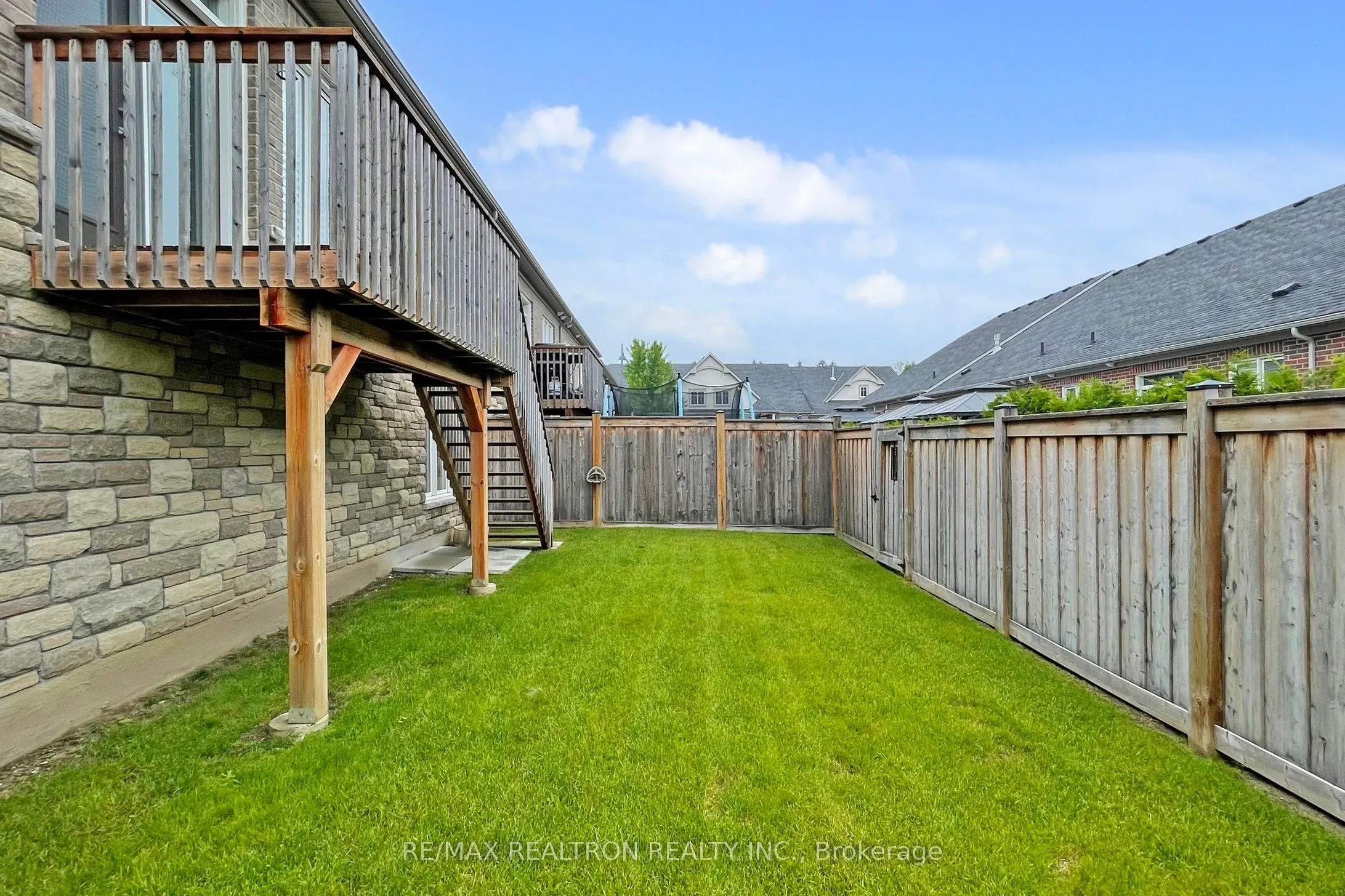 16 Washburn Path