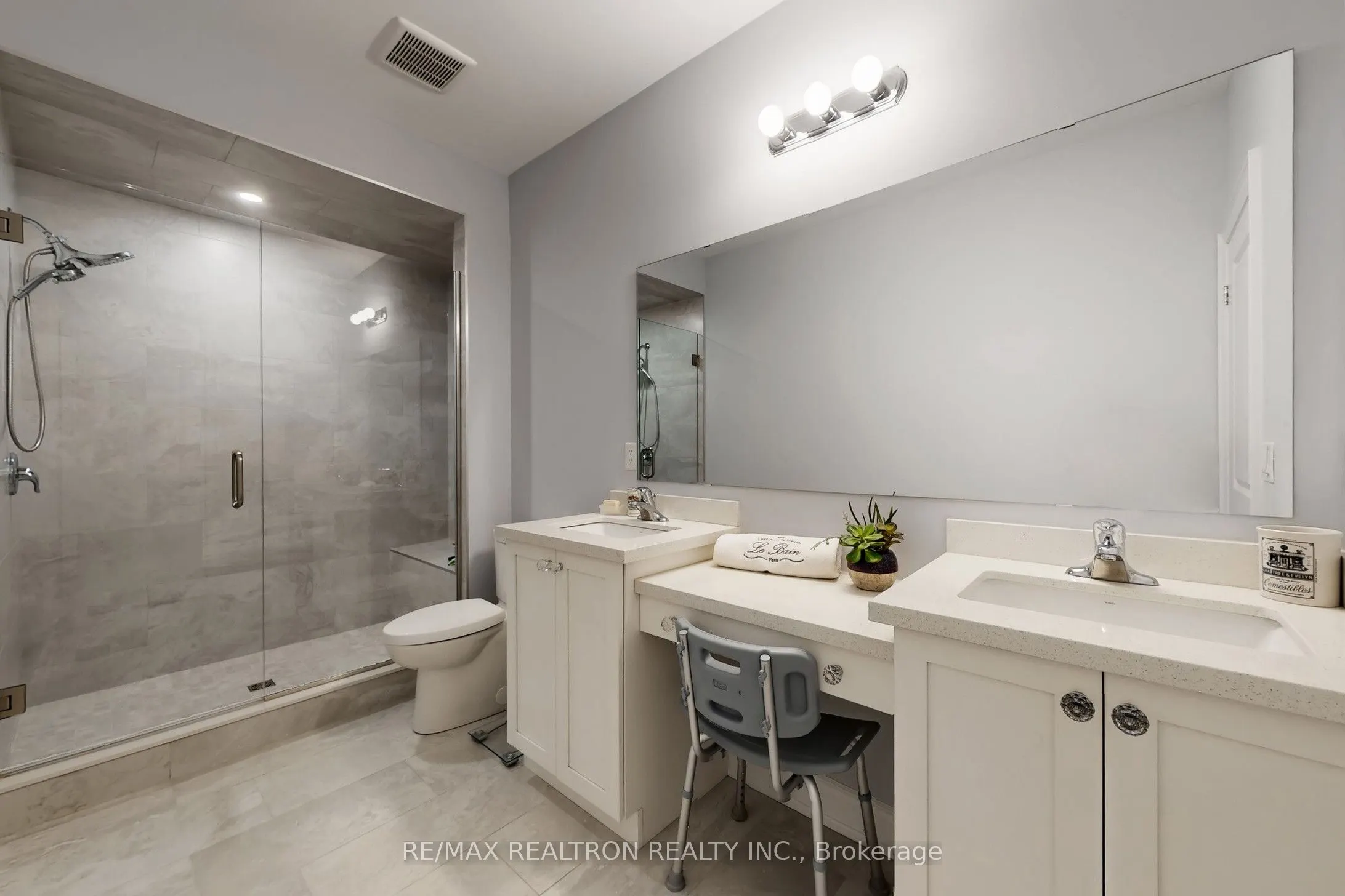 16 Washburn Path