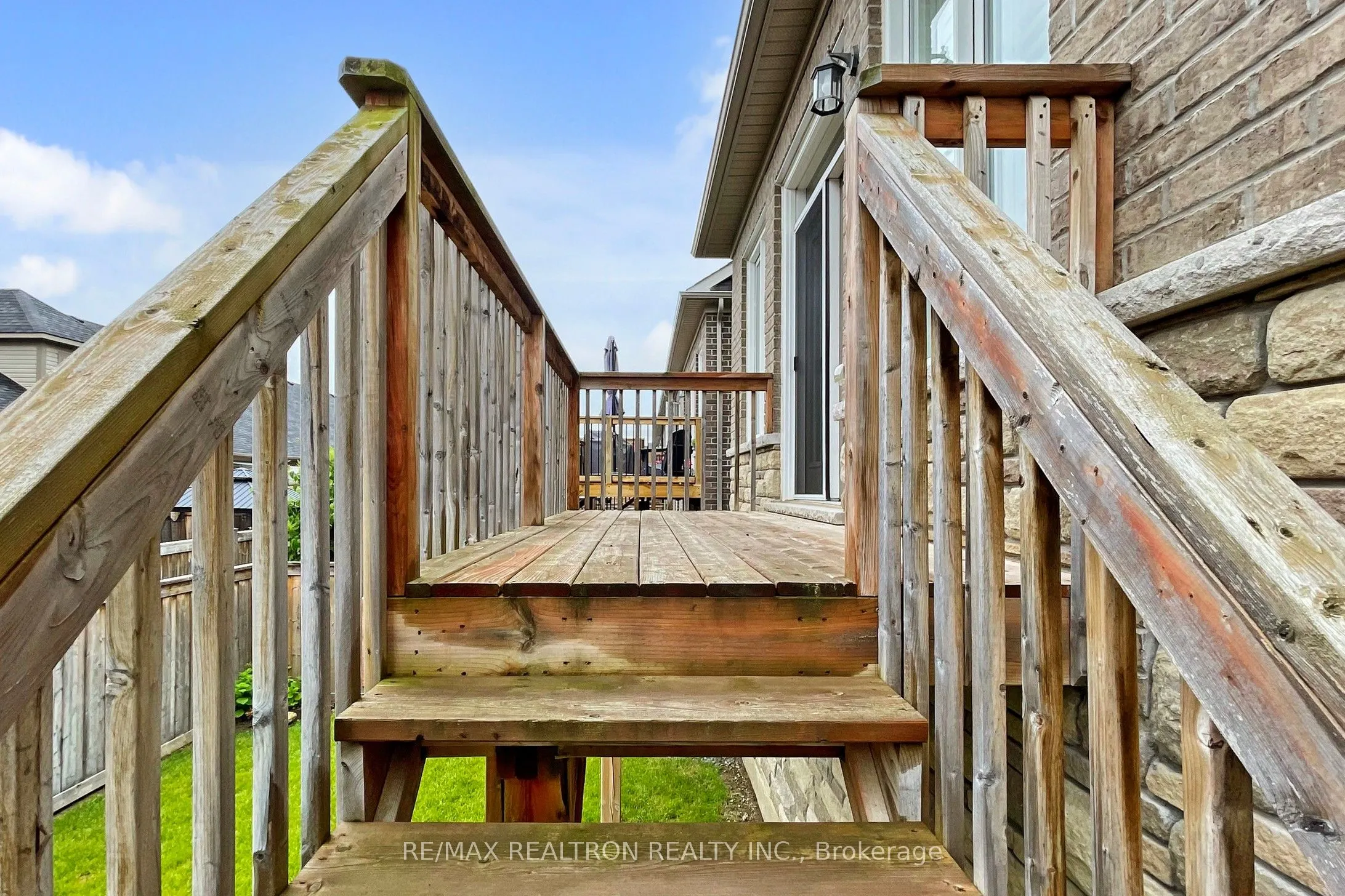 16 Washburn Path