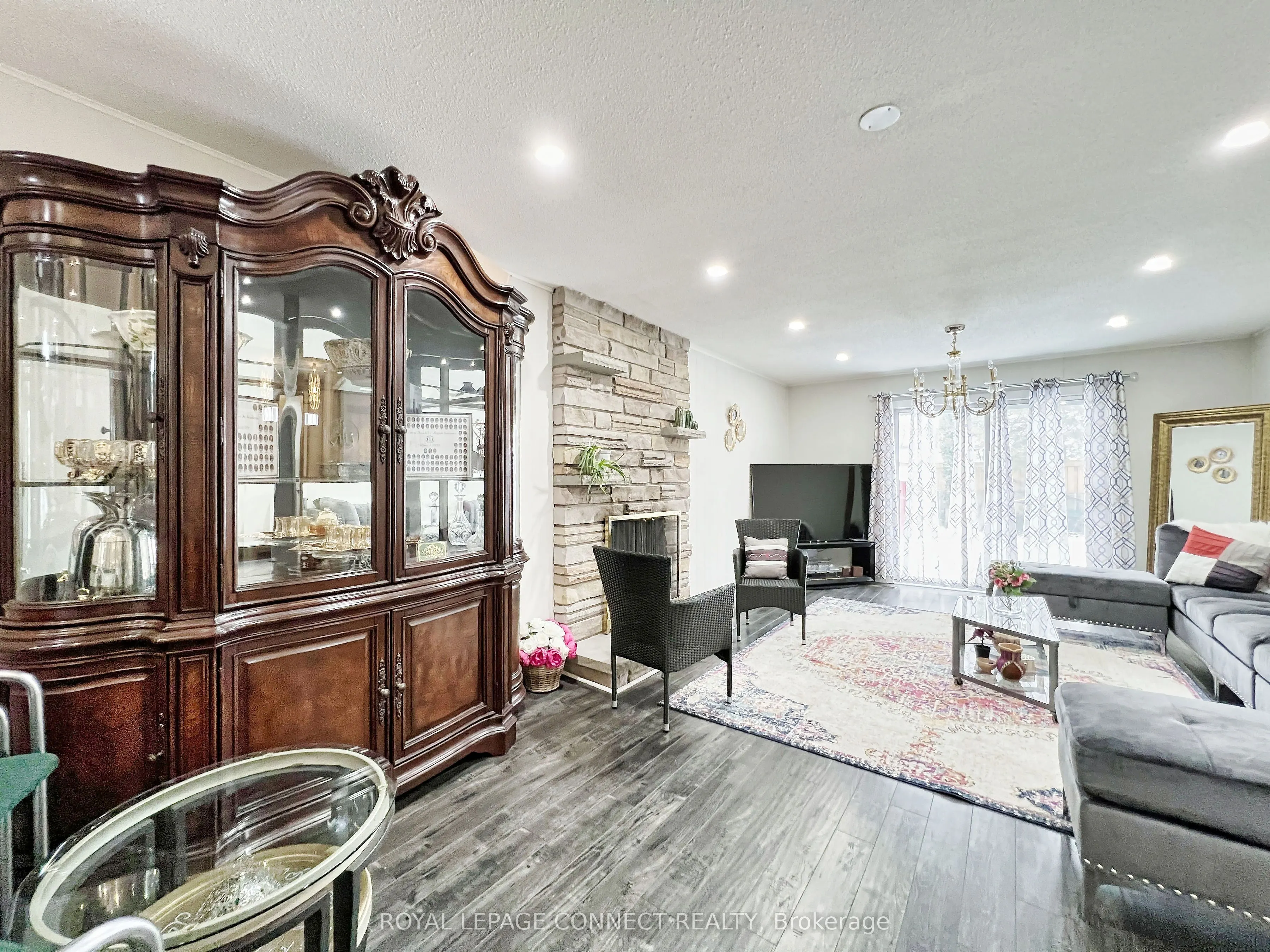 24 Lalton Place