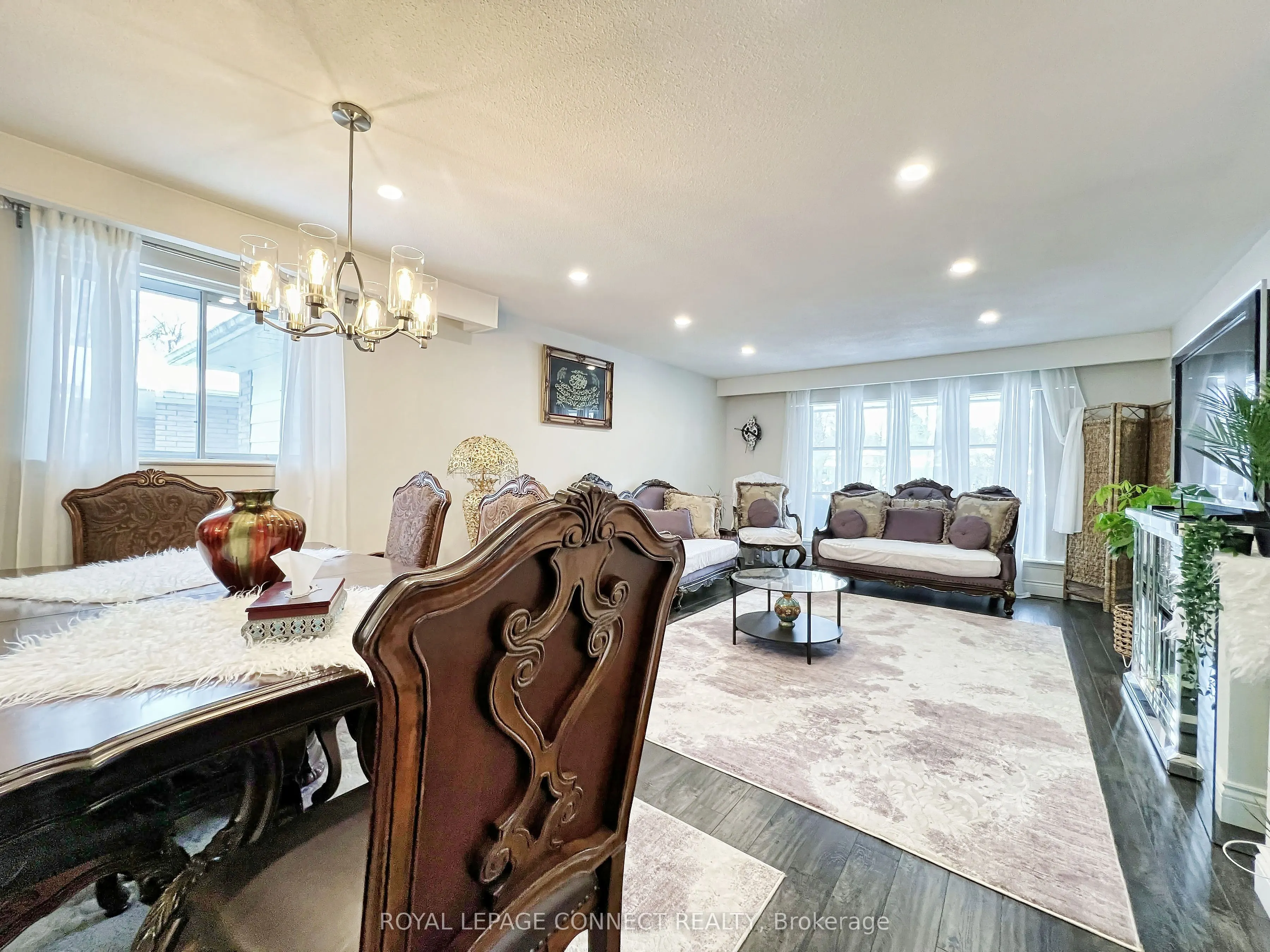 24 Lalton Place