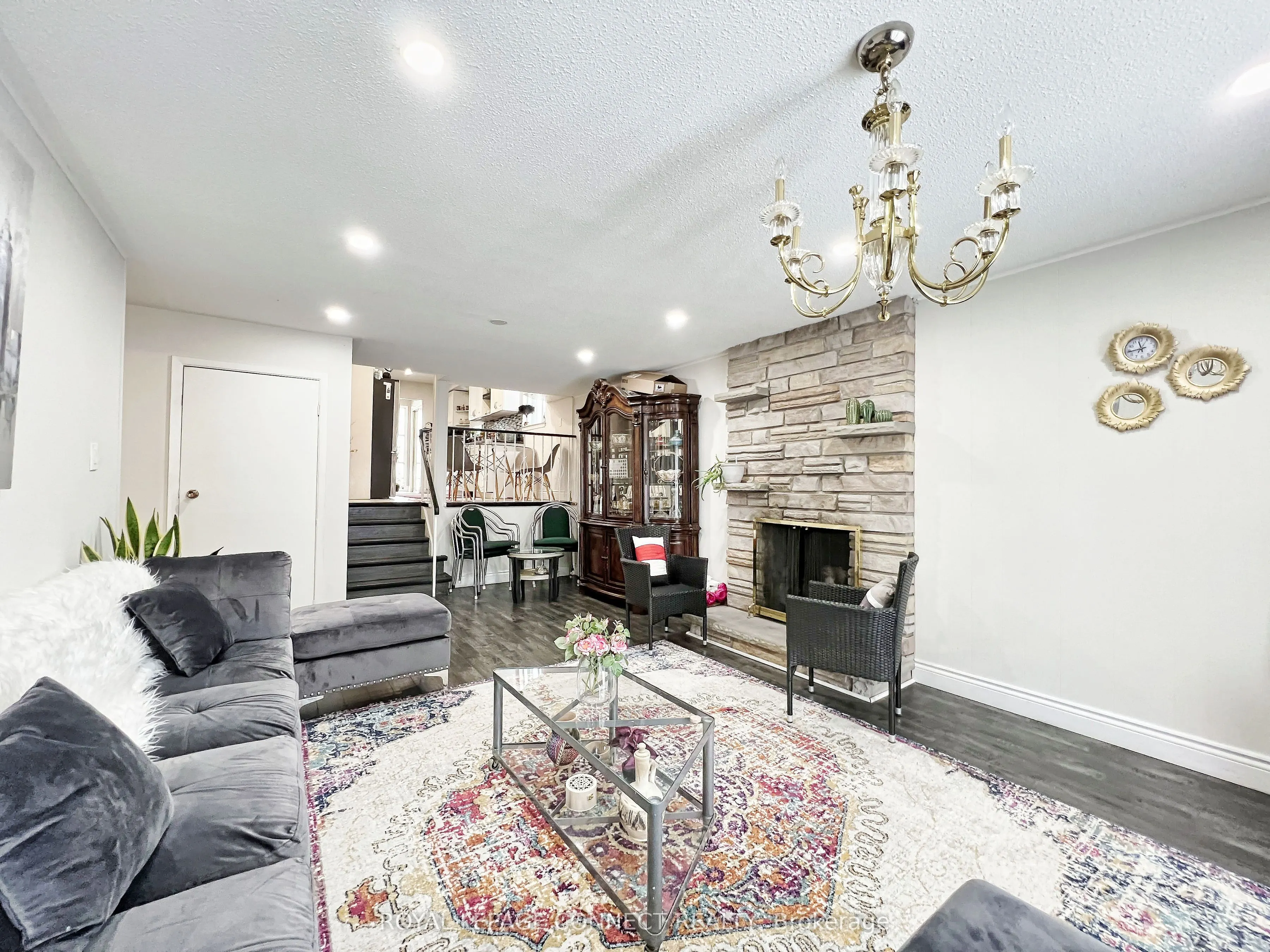 24 Lalton Place