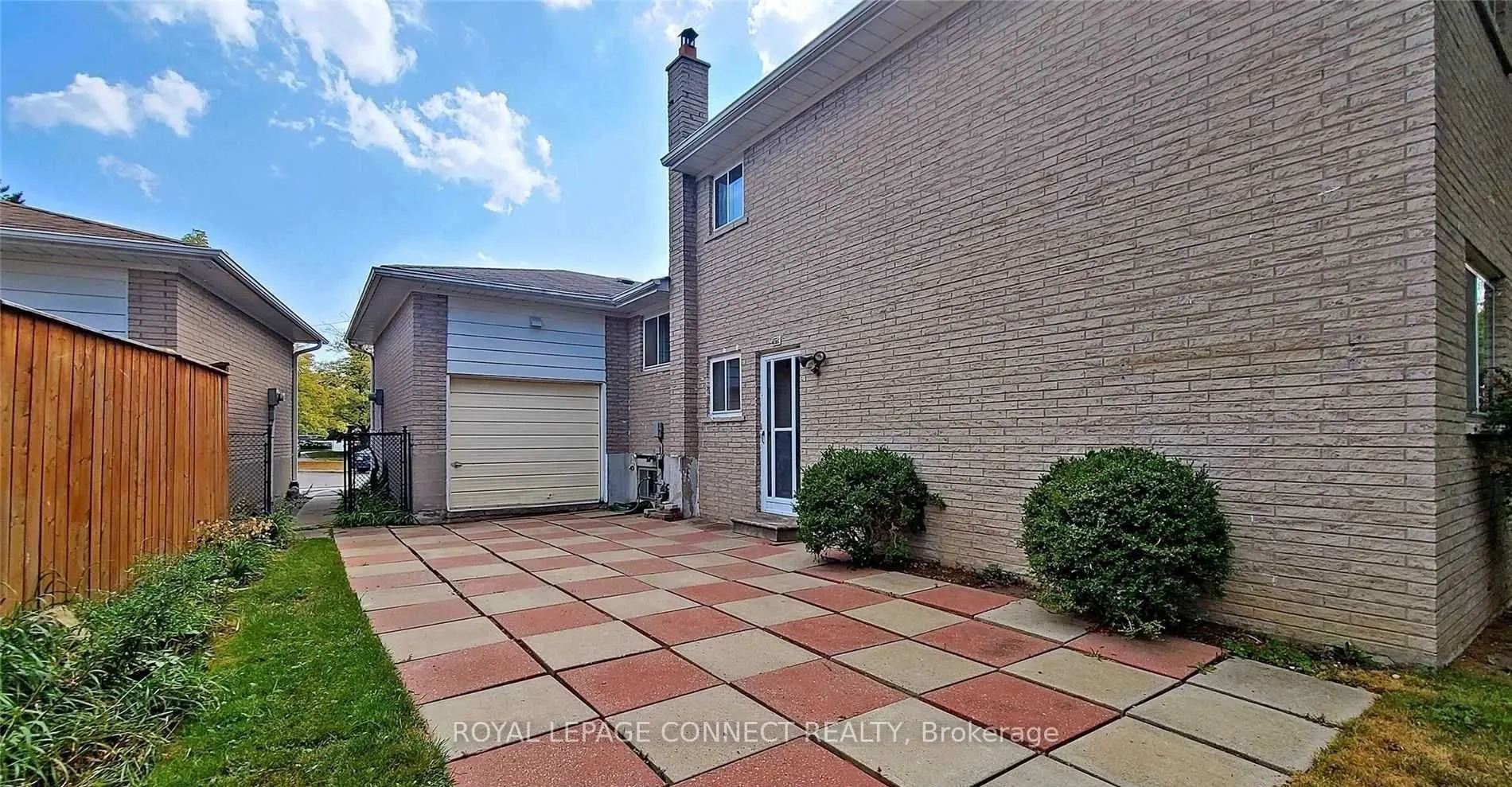 24 Lalton Place