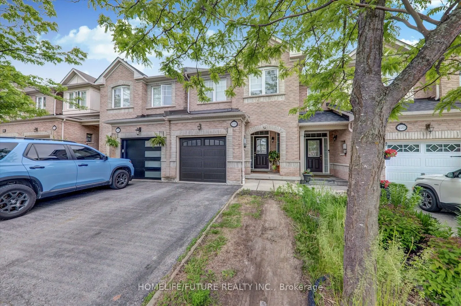 123 Silverwood Circle