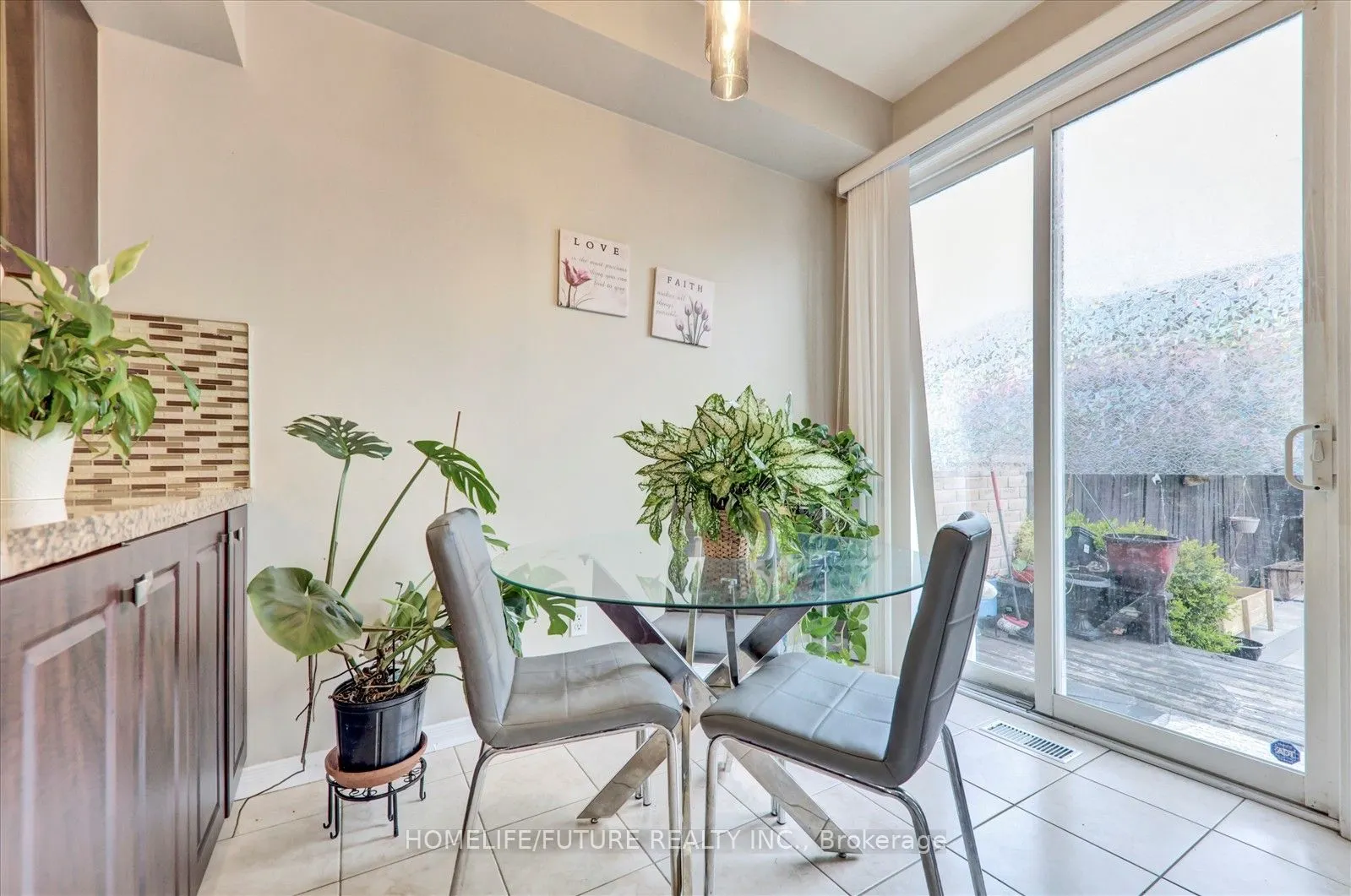 123 Silverwood Circle