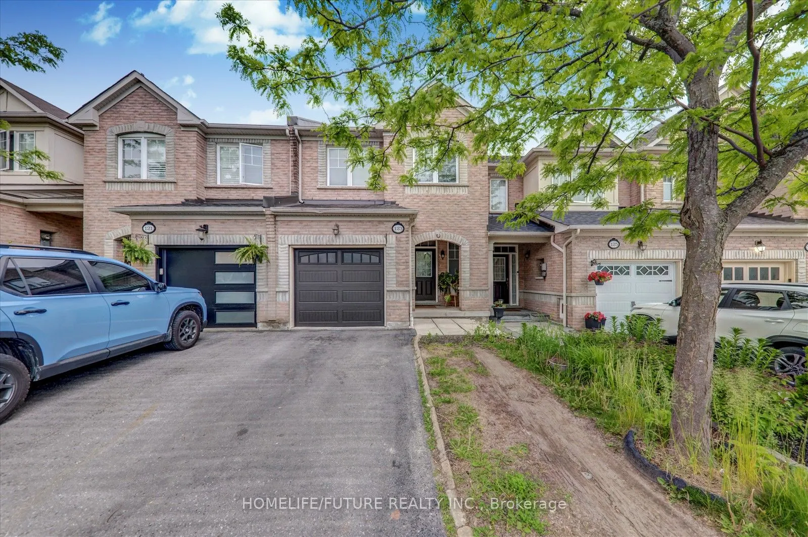 123 Silverwood Circle