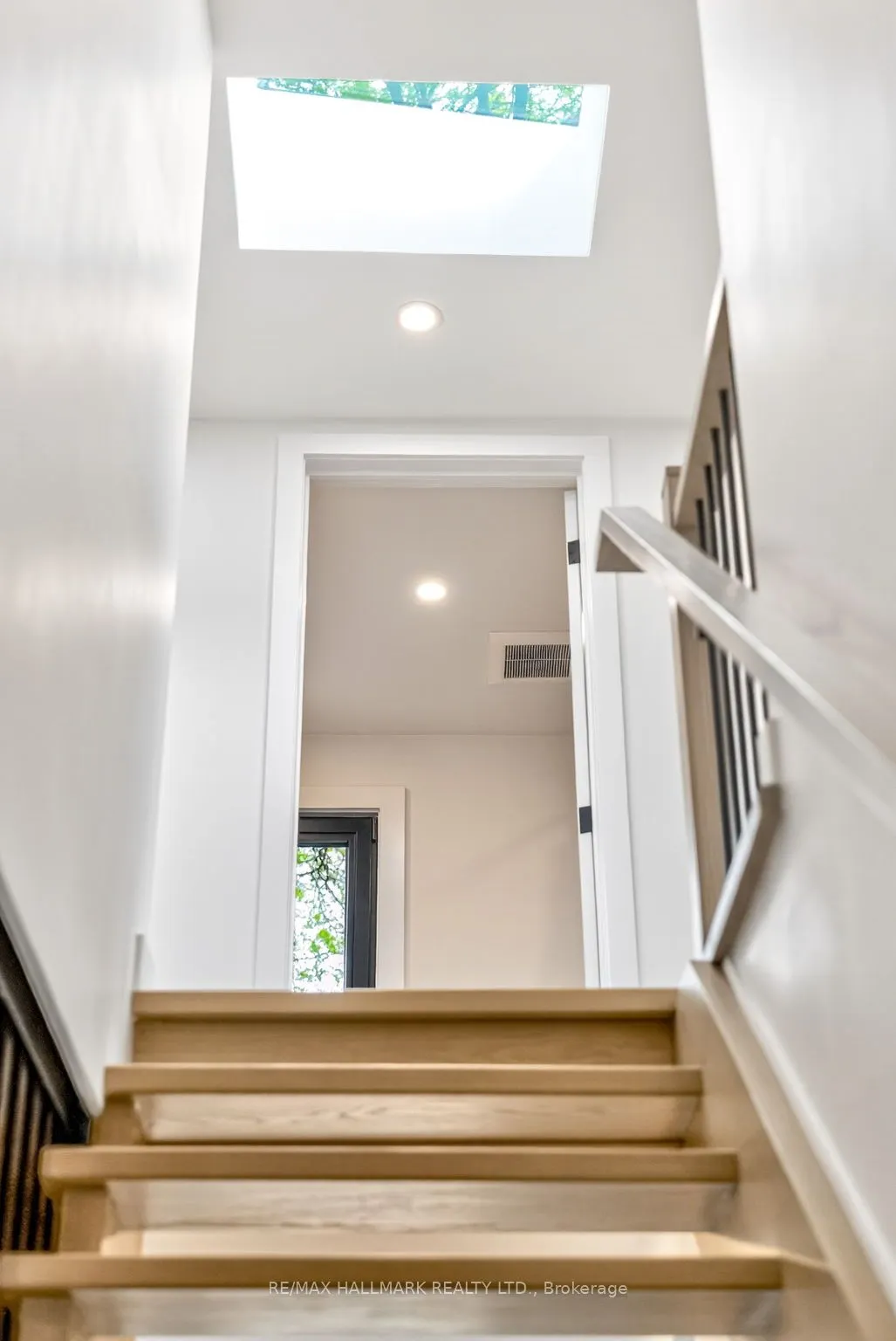225 Catalina Drive