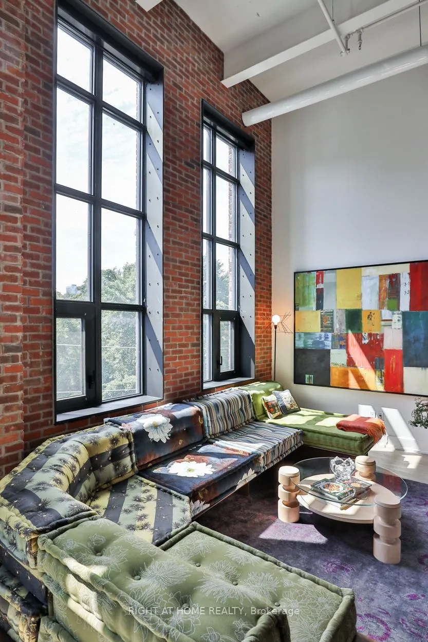 150 Logan Avenue, #409