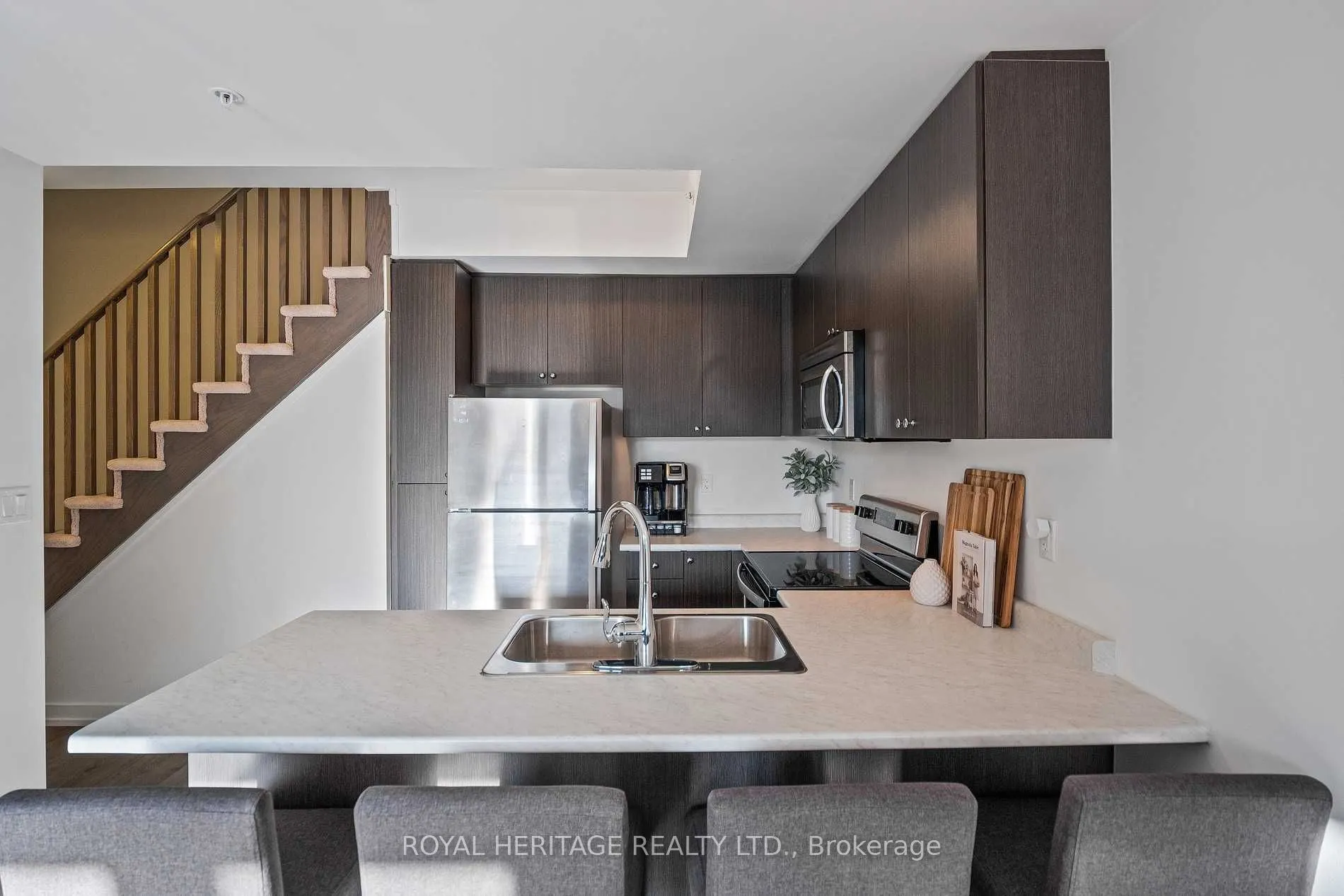 1555 Kingston Road #103