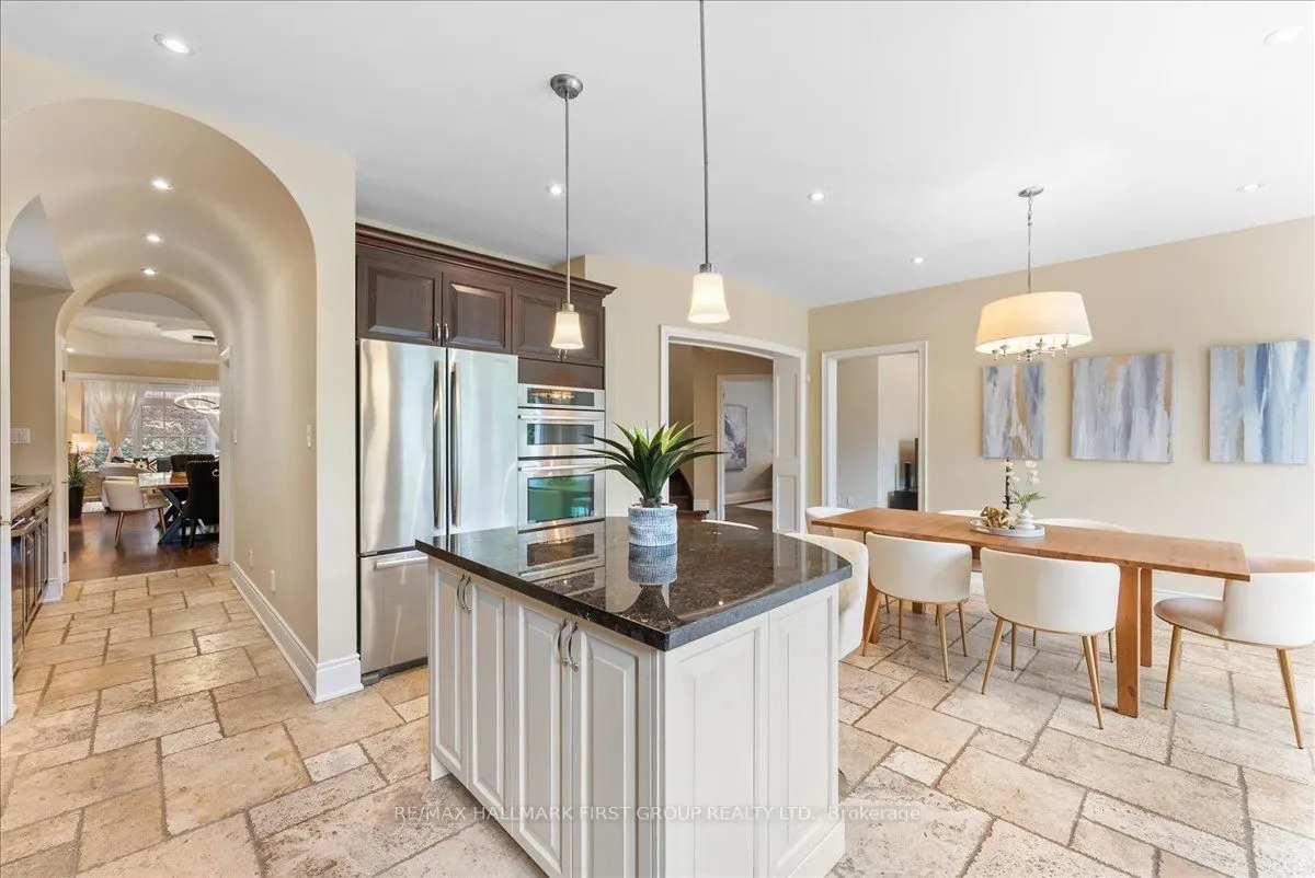 1475 Altona Road
