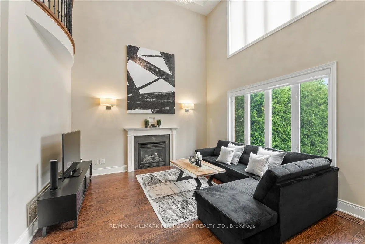 1475 Altona Road