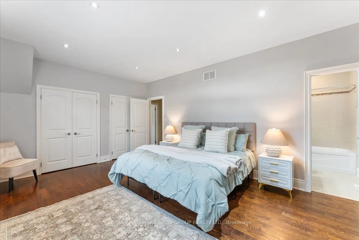 1475 Altona Road