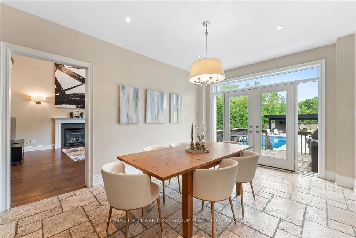 1475 Altona Road