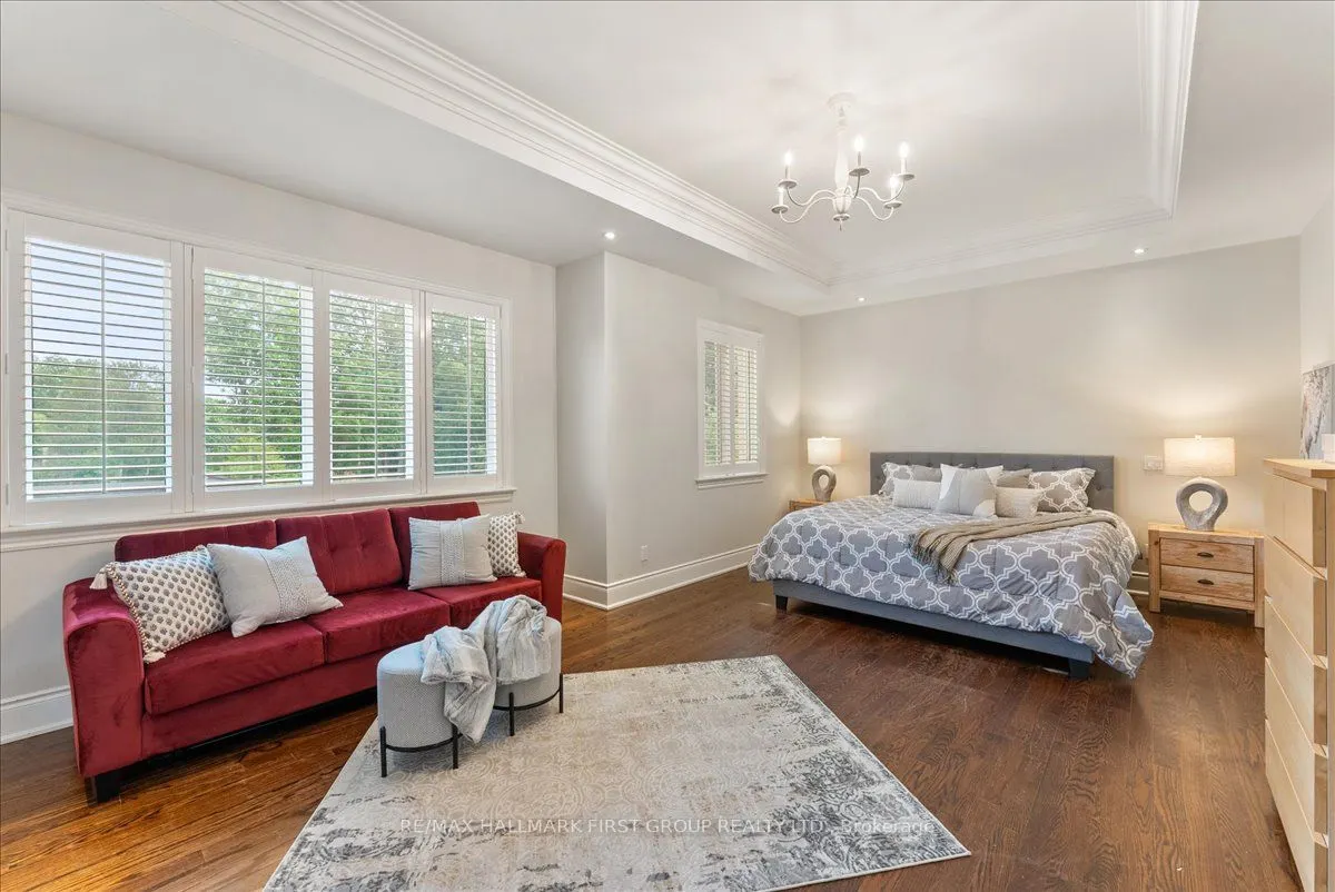 1475 Altona Road