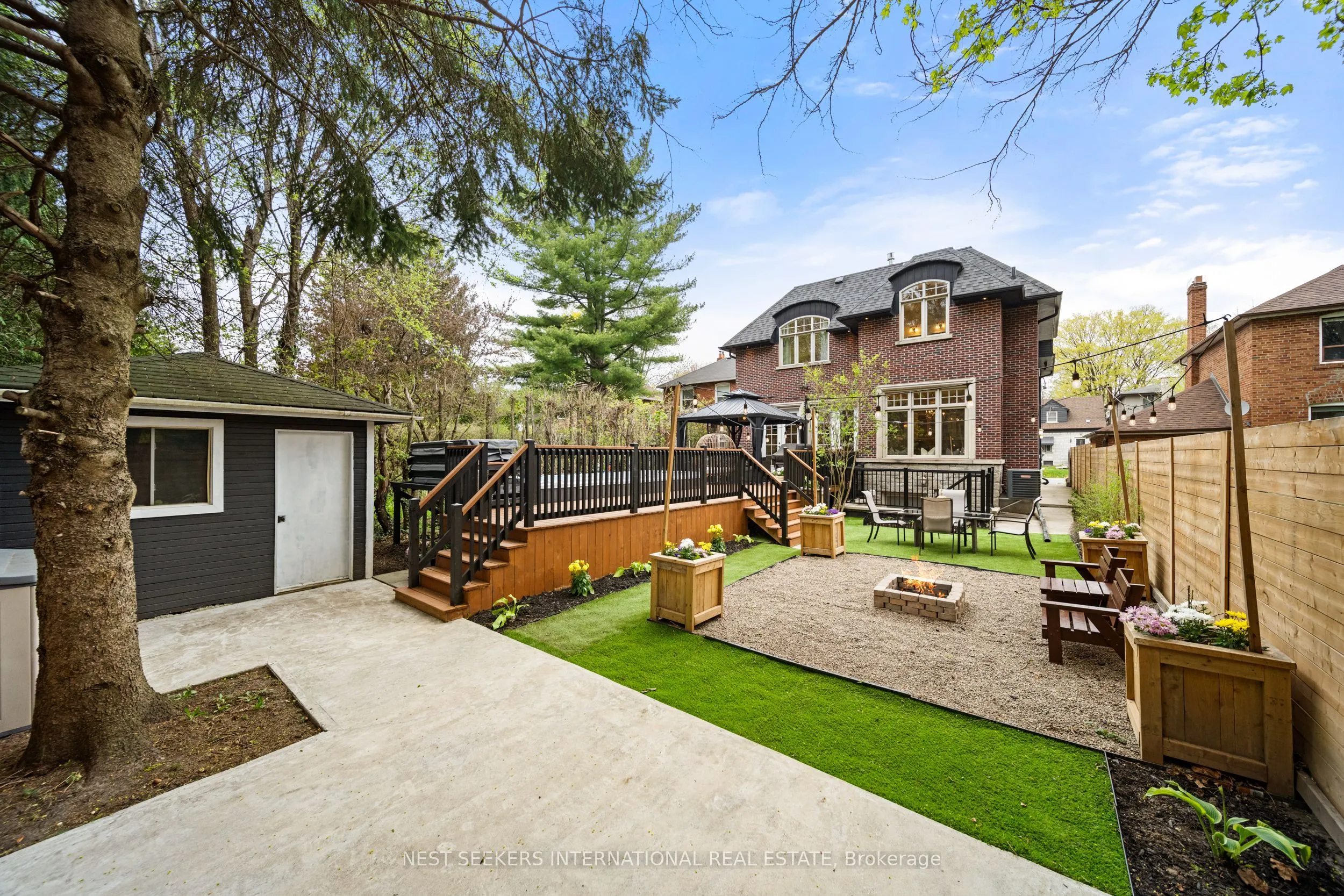 117 Parkview Hill Crescent