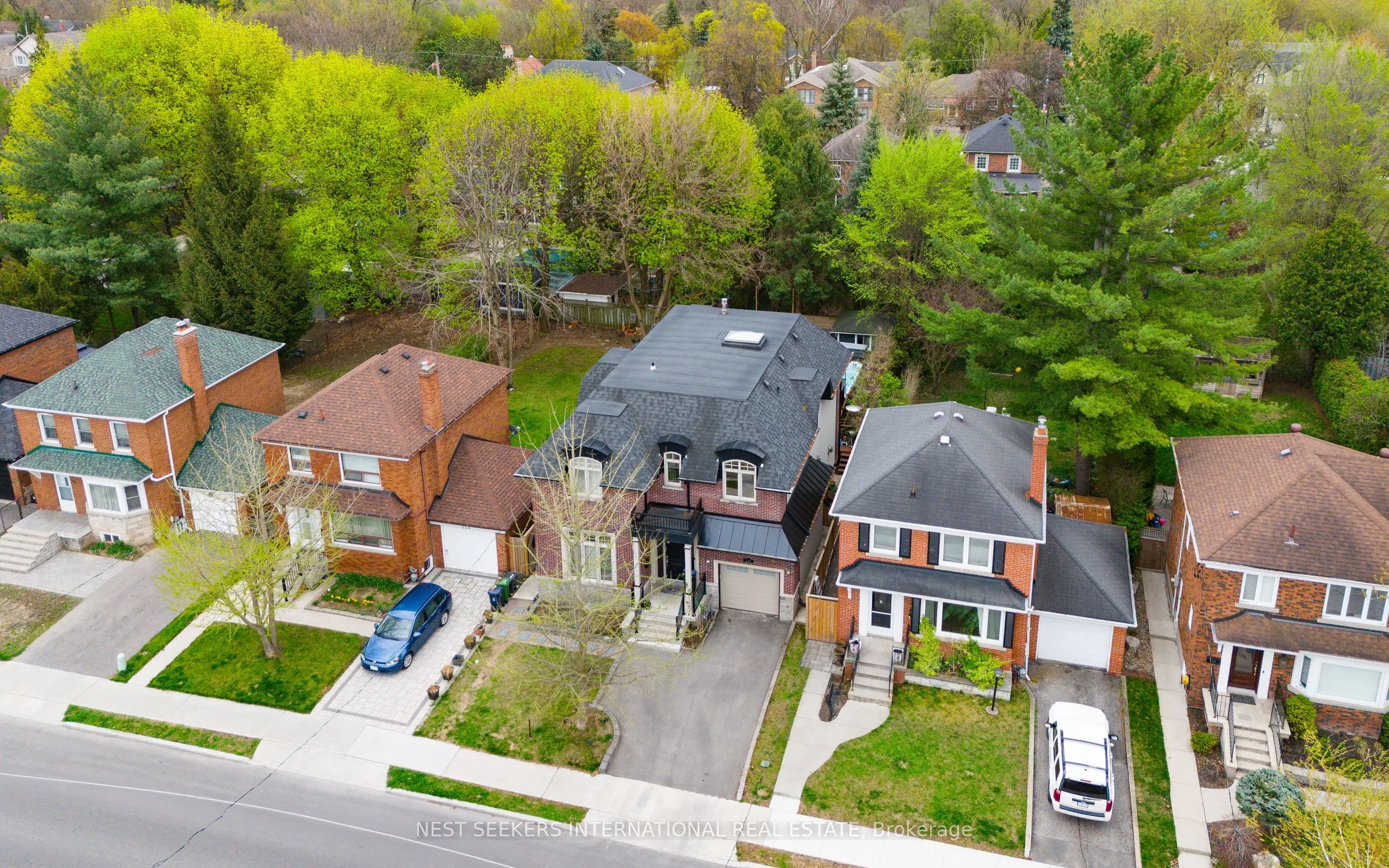 117 Parkview Hill Crescent