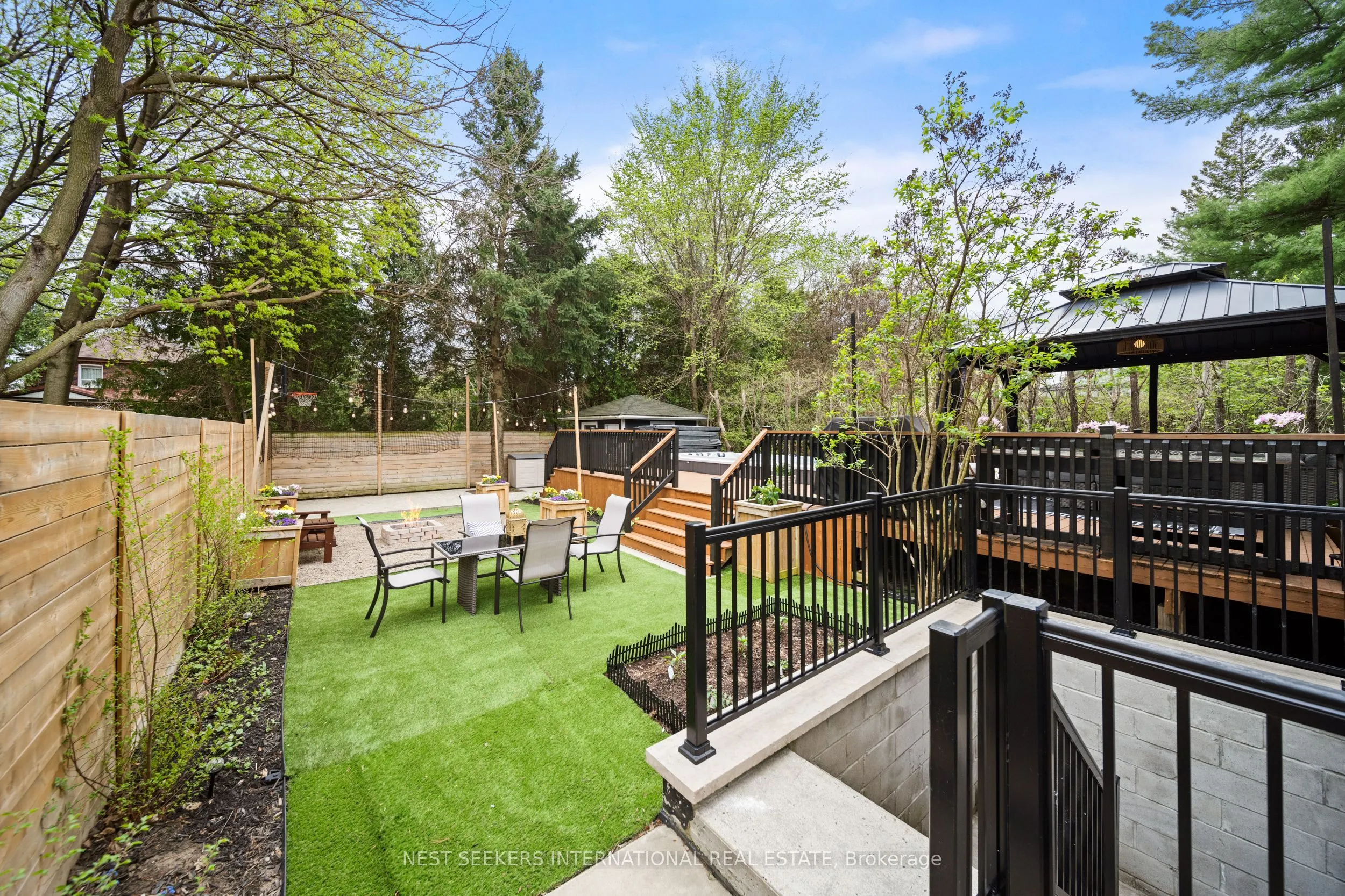 117 Parkview Hill Crescent