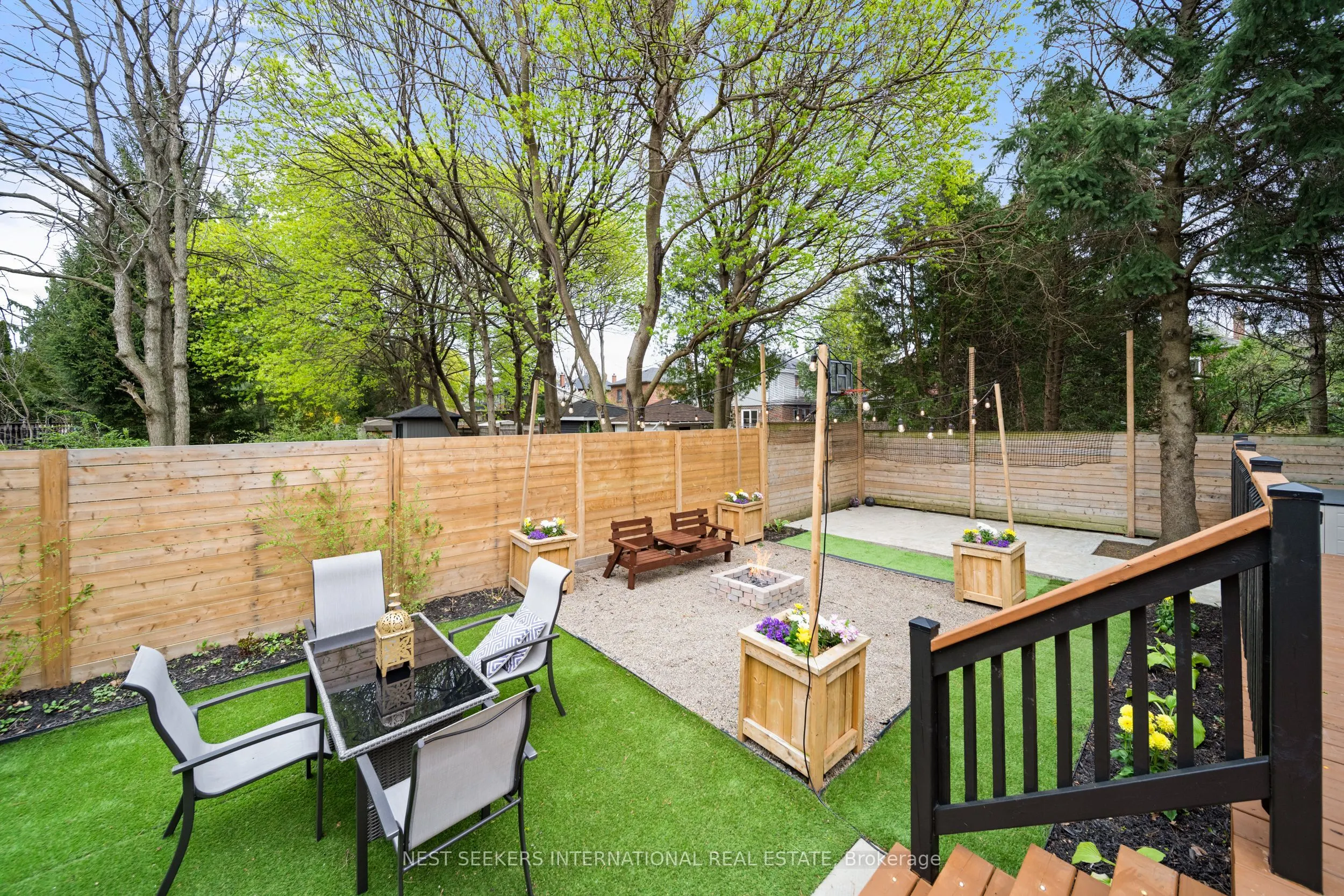117 Parkview Hill Crescent