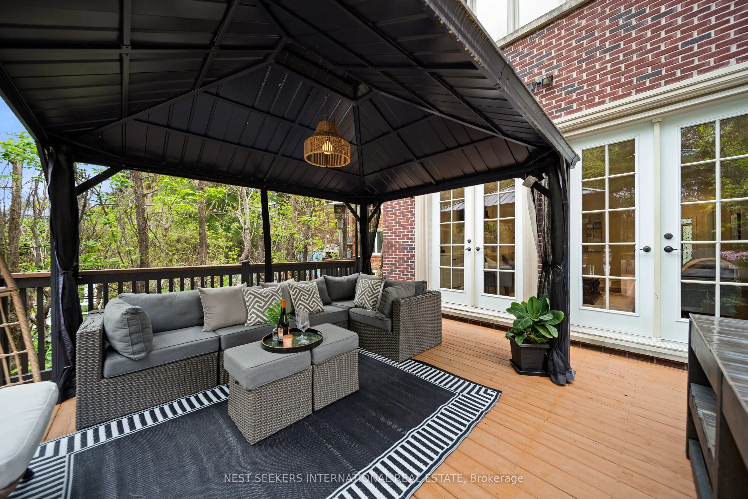 117 Parkview Hill Crescent