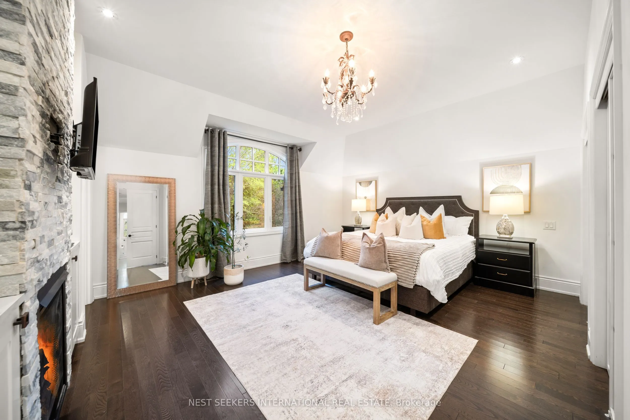 117 Parkview Hill Crescent
