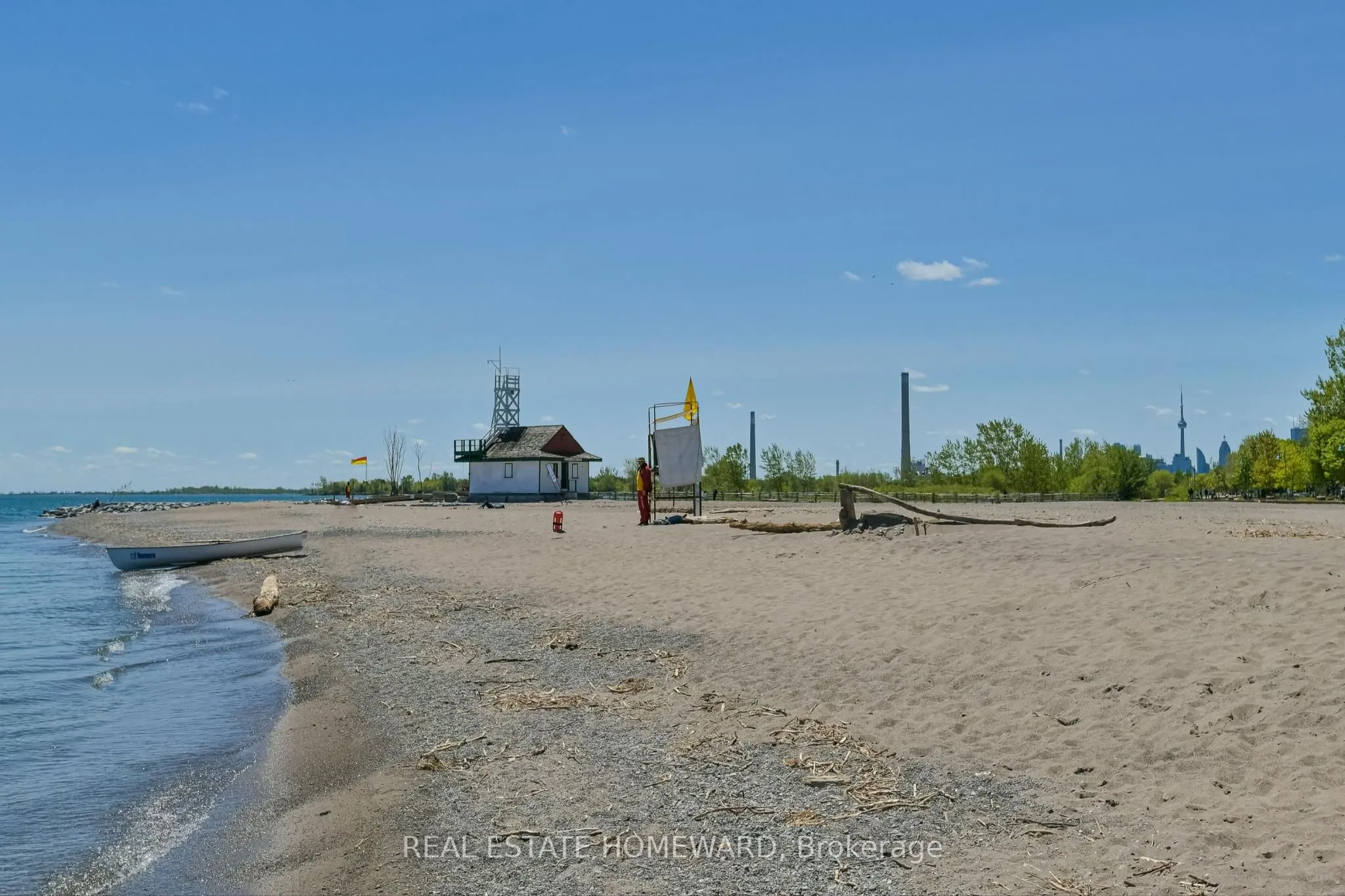 601 Kingston Road, #209