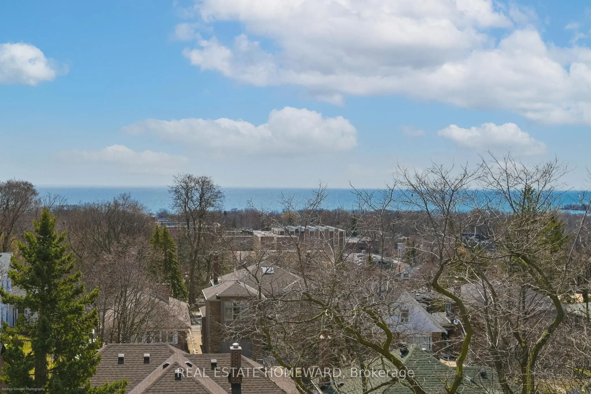 601 Kingston Road, #209