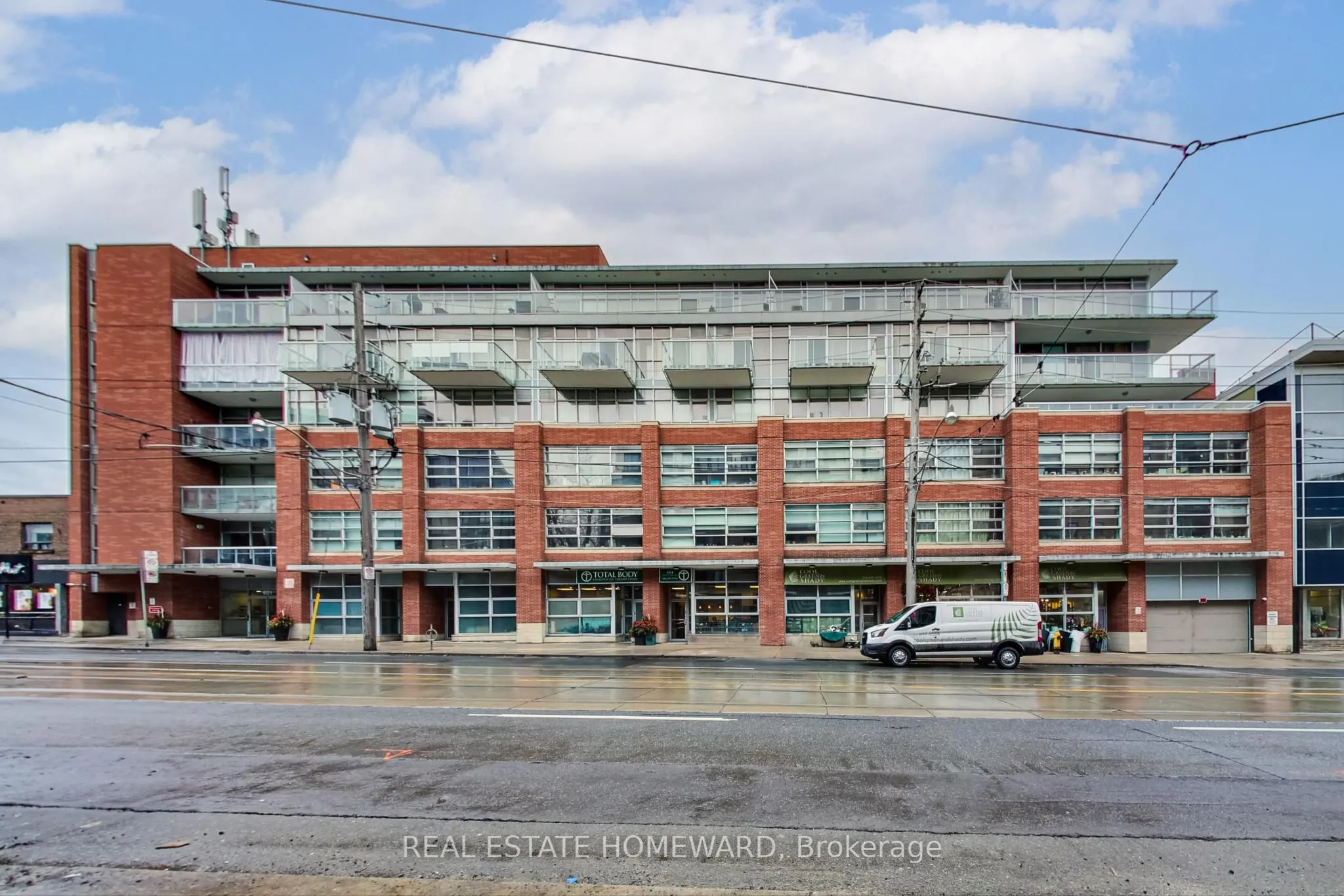 601 Kingston Road, #209