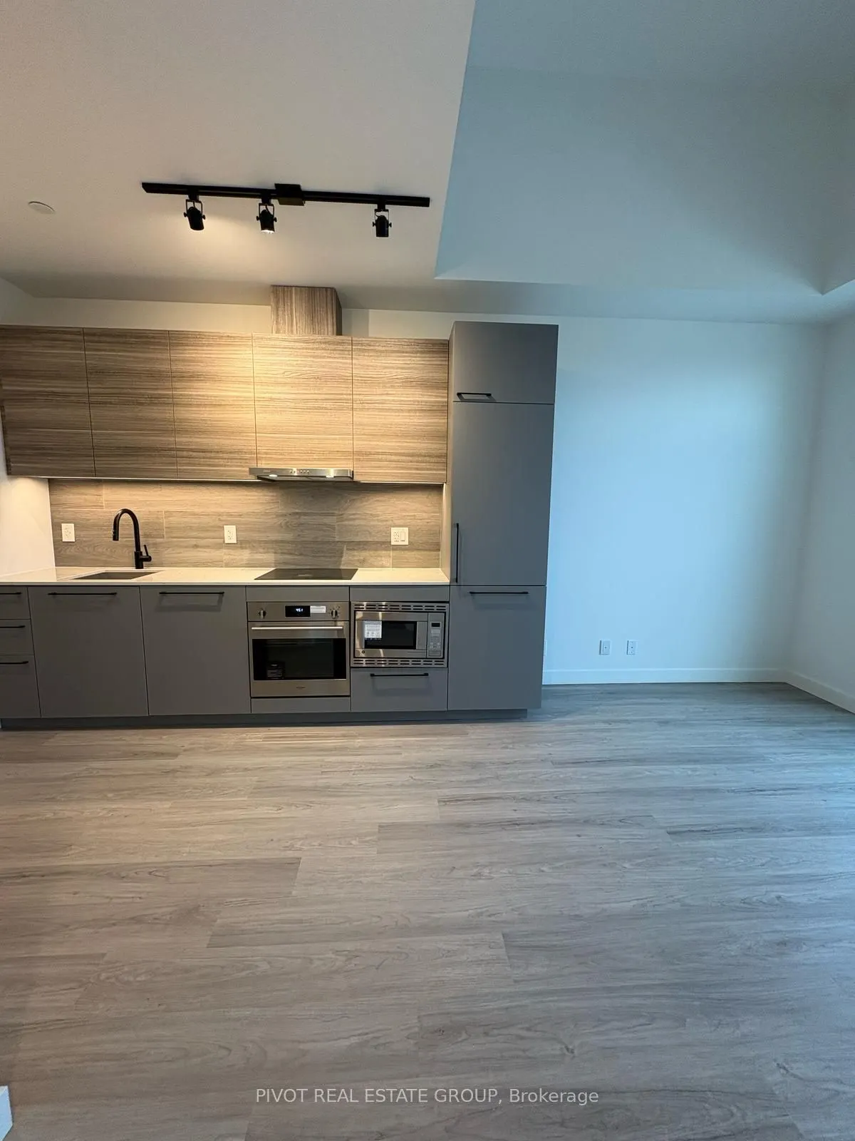 1050 Eastern Avenue, #202