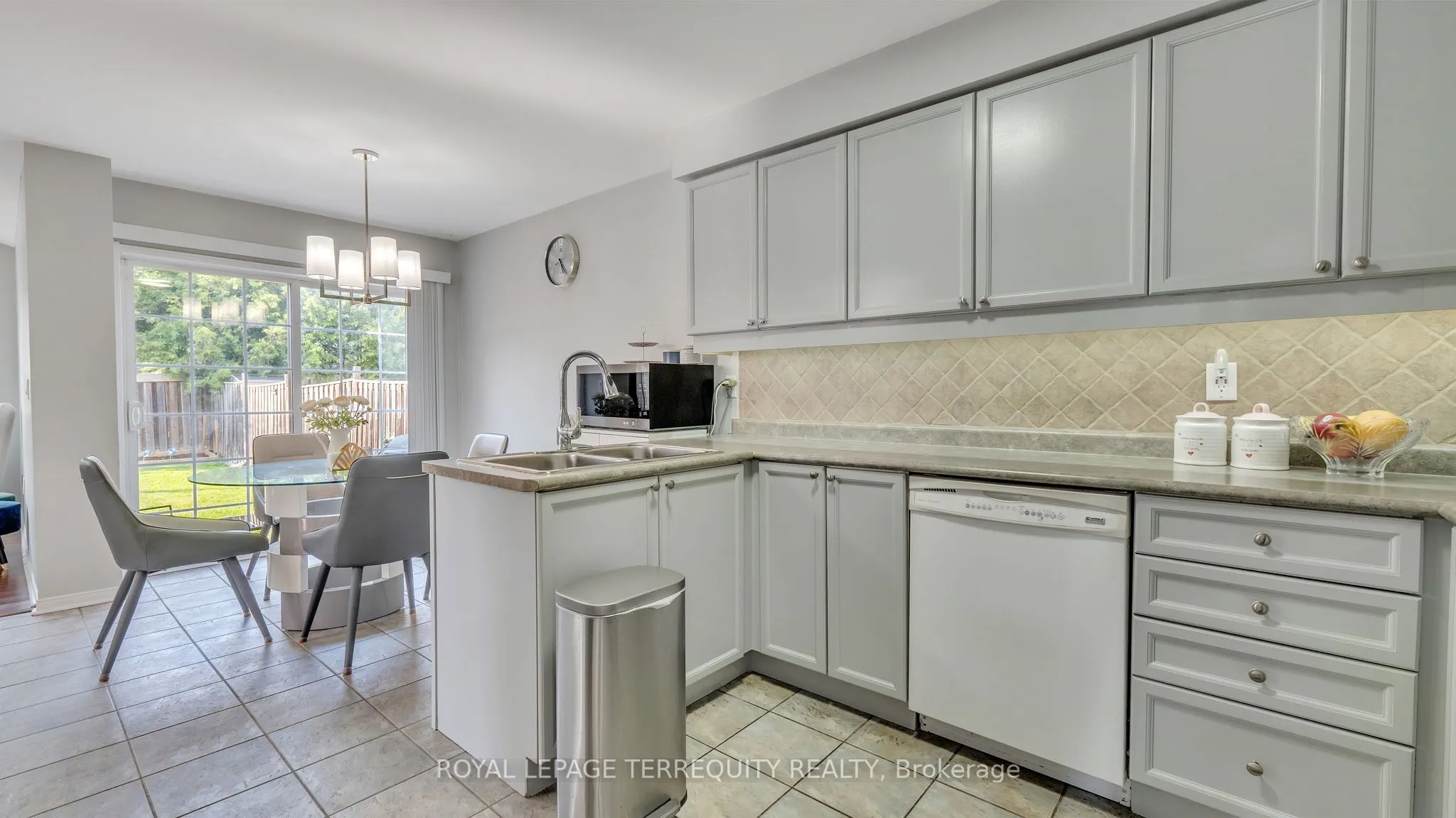 55 Beaumaris Crescent