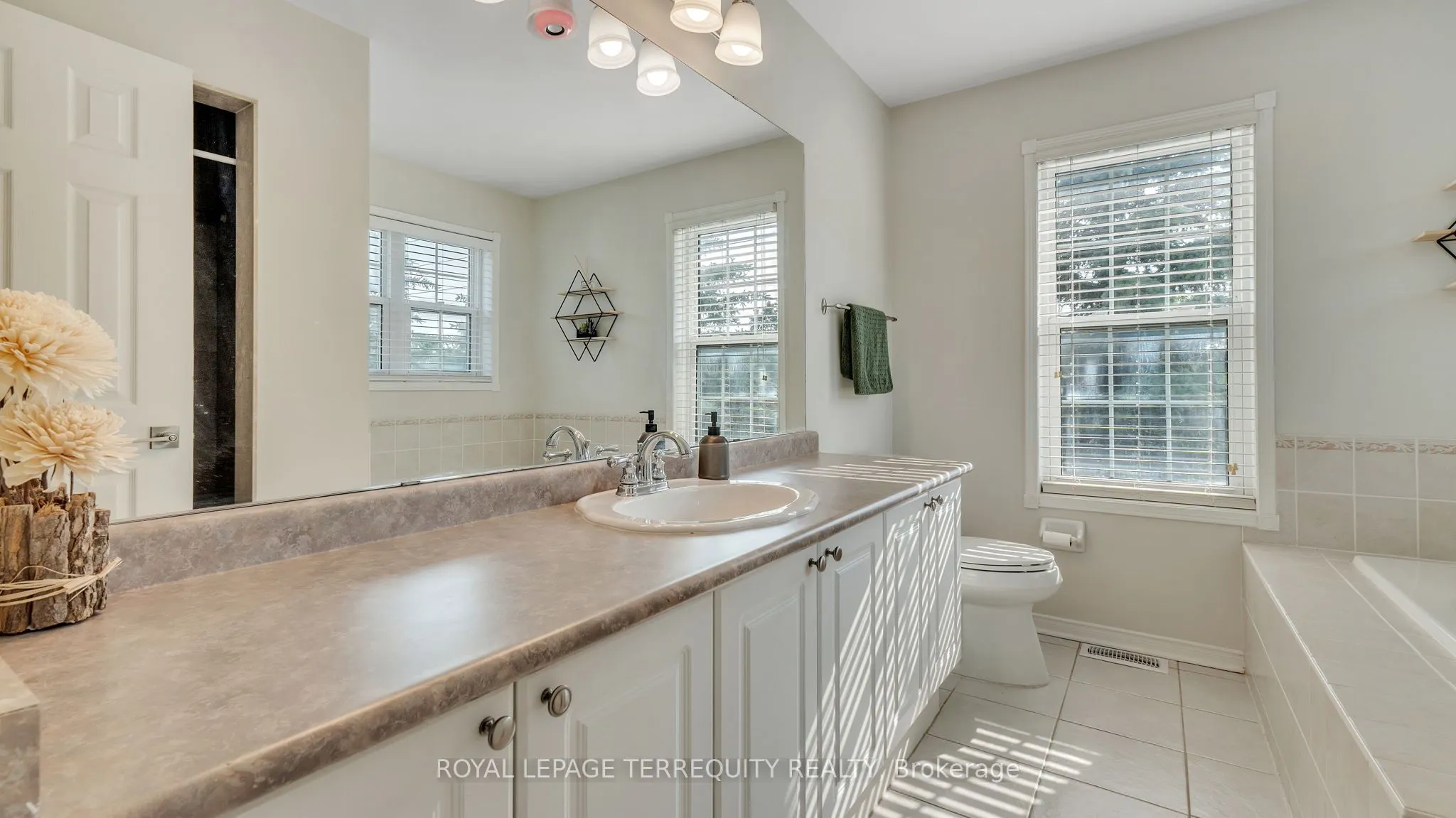 55 Beaumaris Crescent