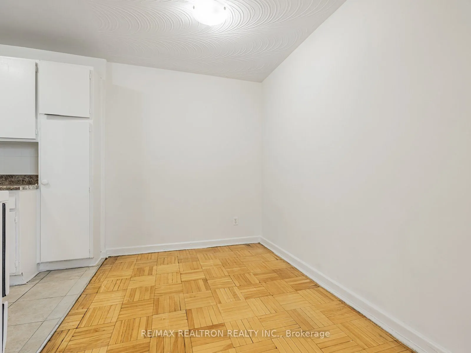 165 Cosburn Avenue #307