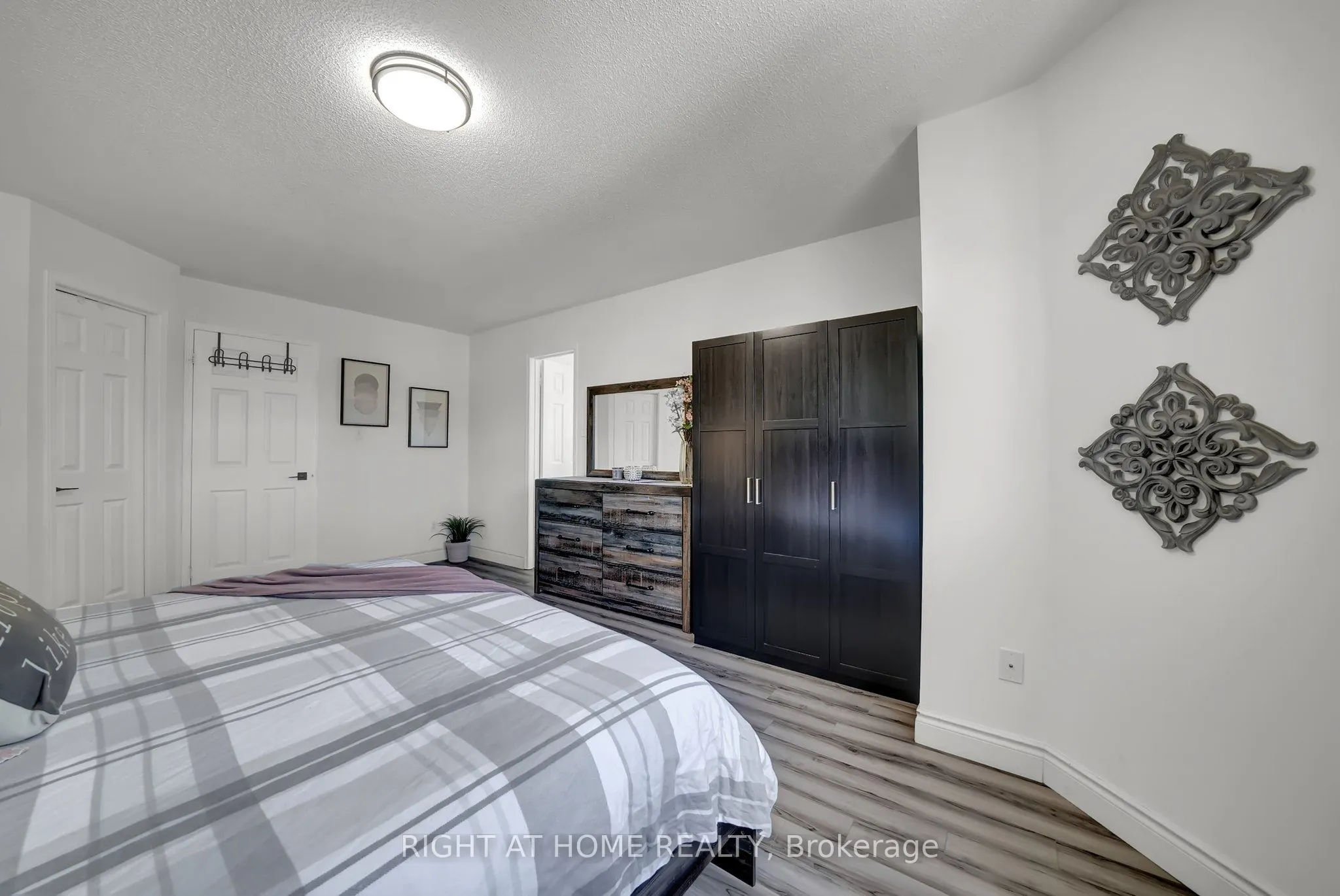 6 Beadle Drive