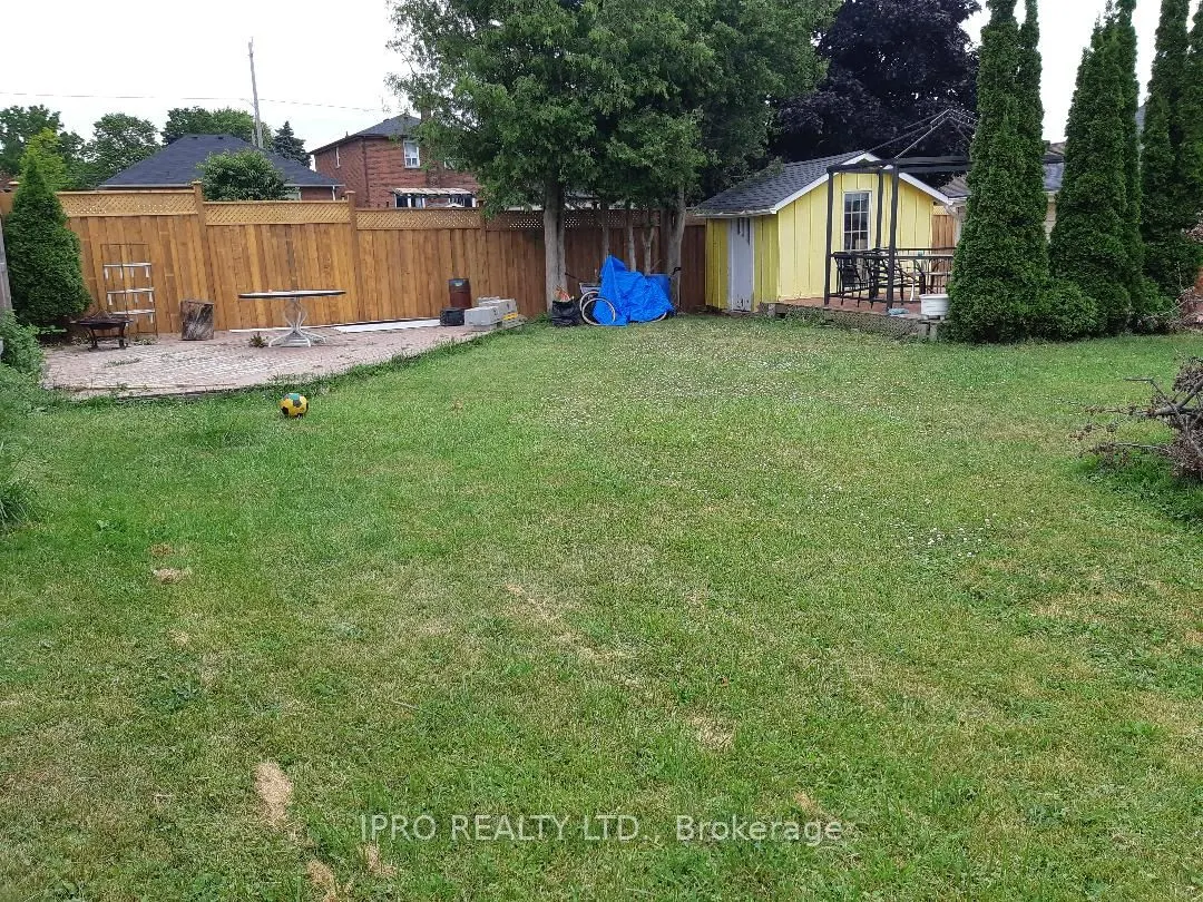 38 Kawartha Avenue