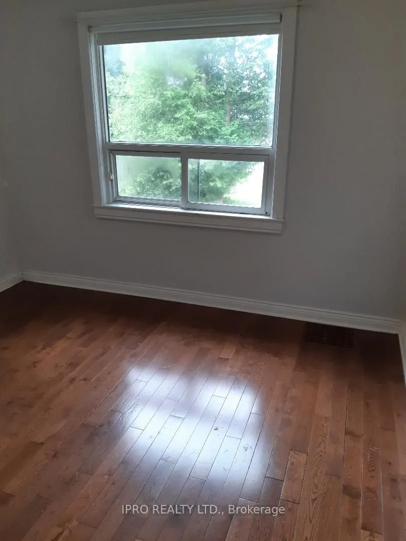 38 Kawartha Avenue